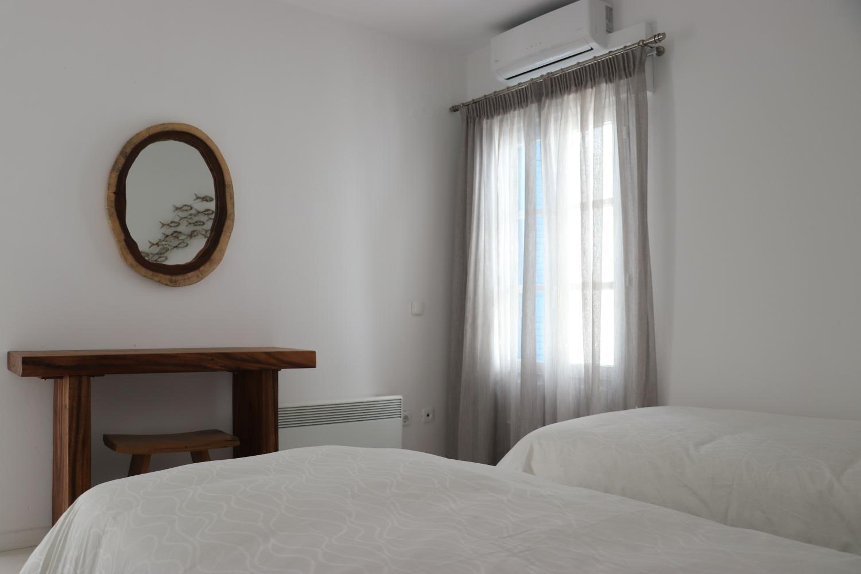Apartment with Sea View - Photo 15