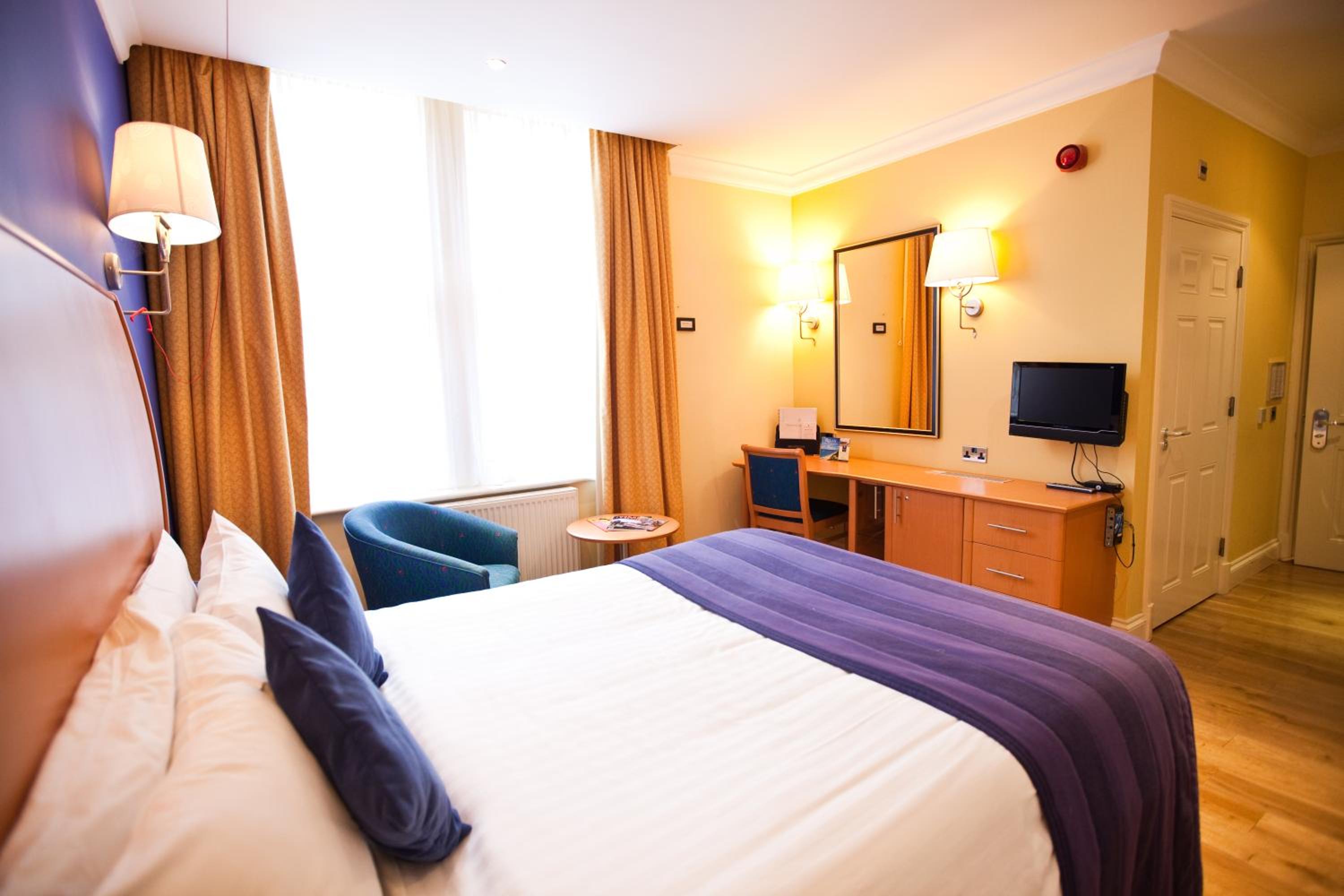 Executive Double Room - Photo 12