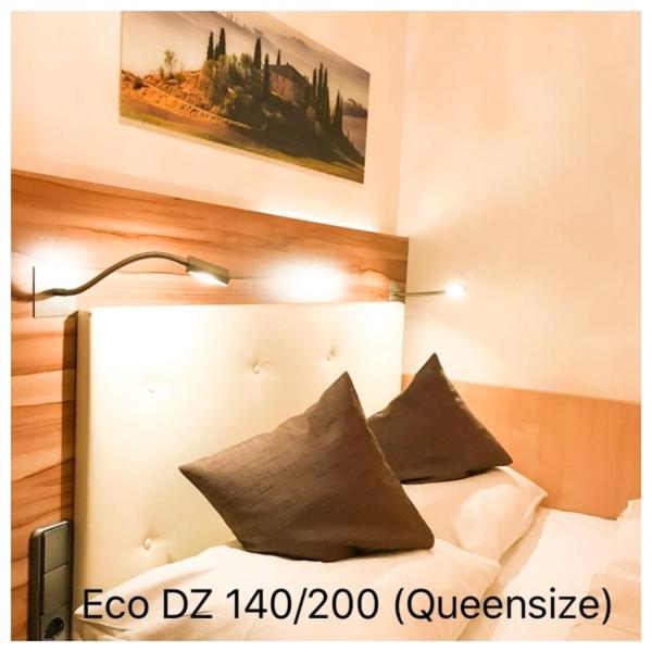 Economy Double Room - Photo 1