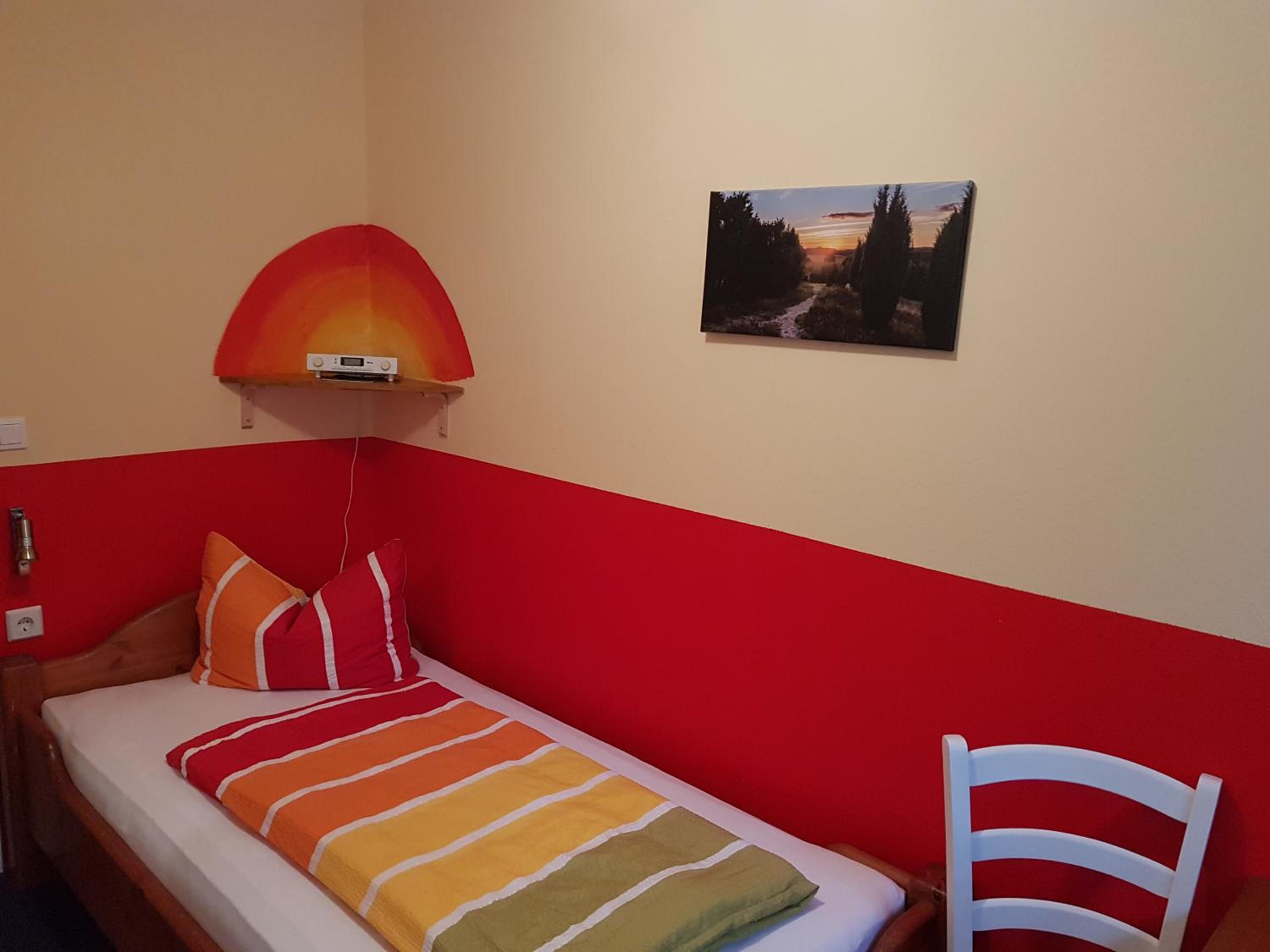 Single Room photo 1