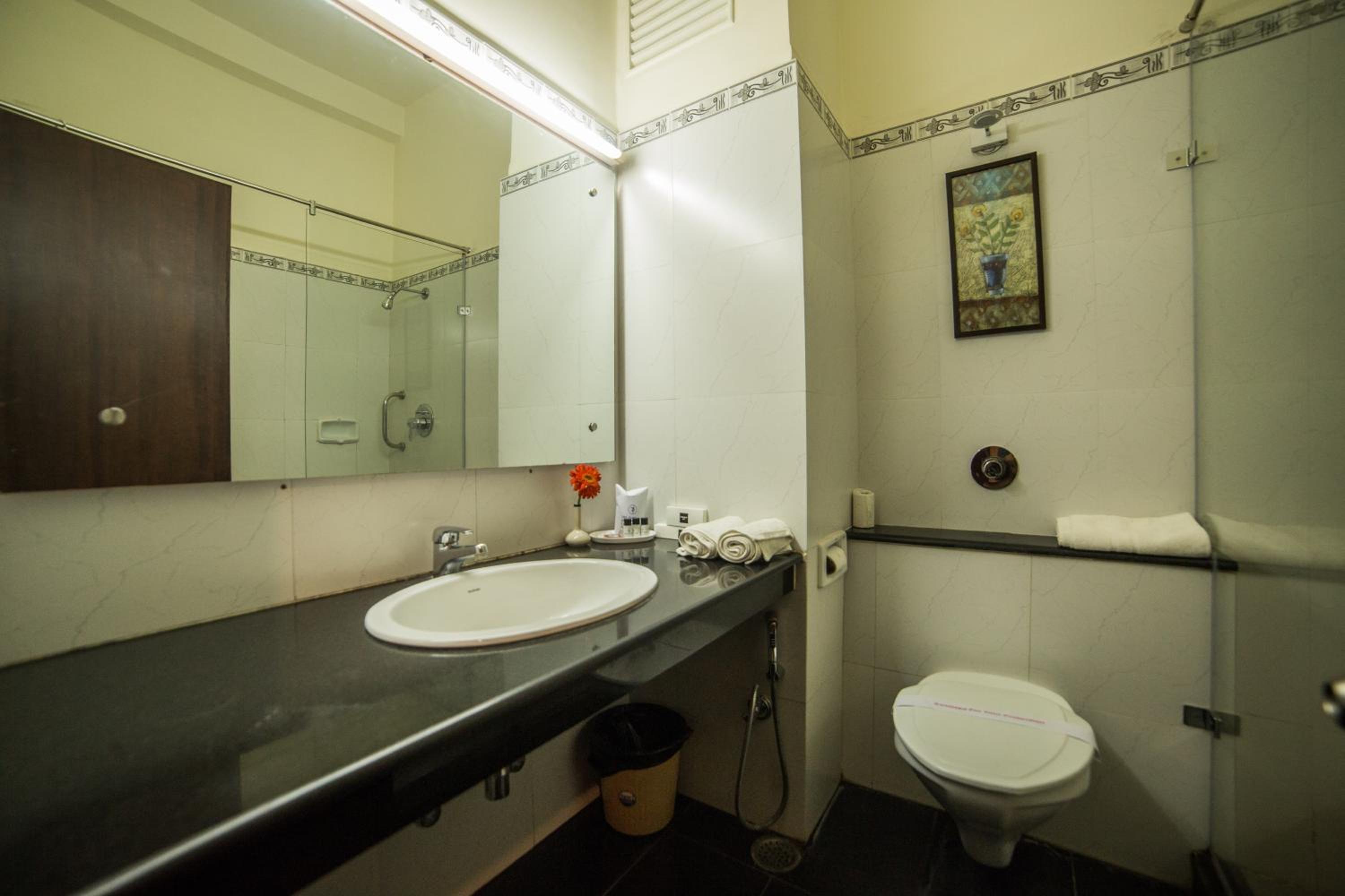 Executive Double Room - Photo 8