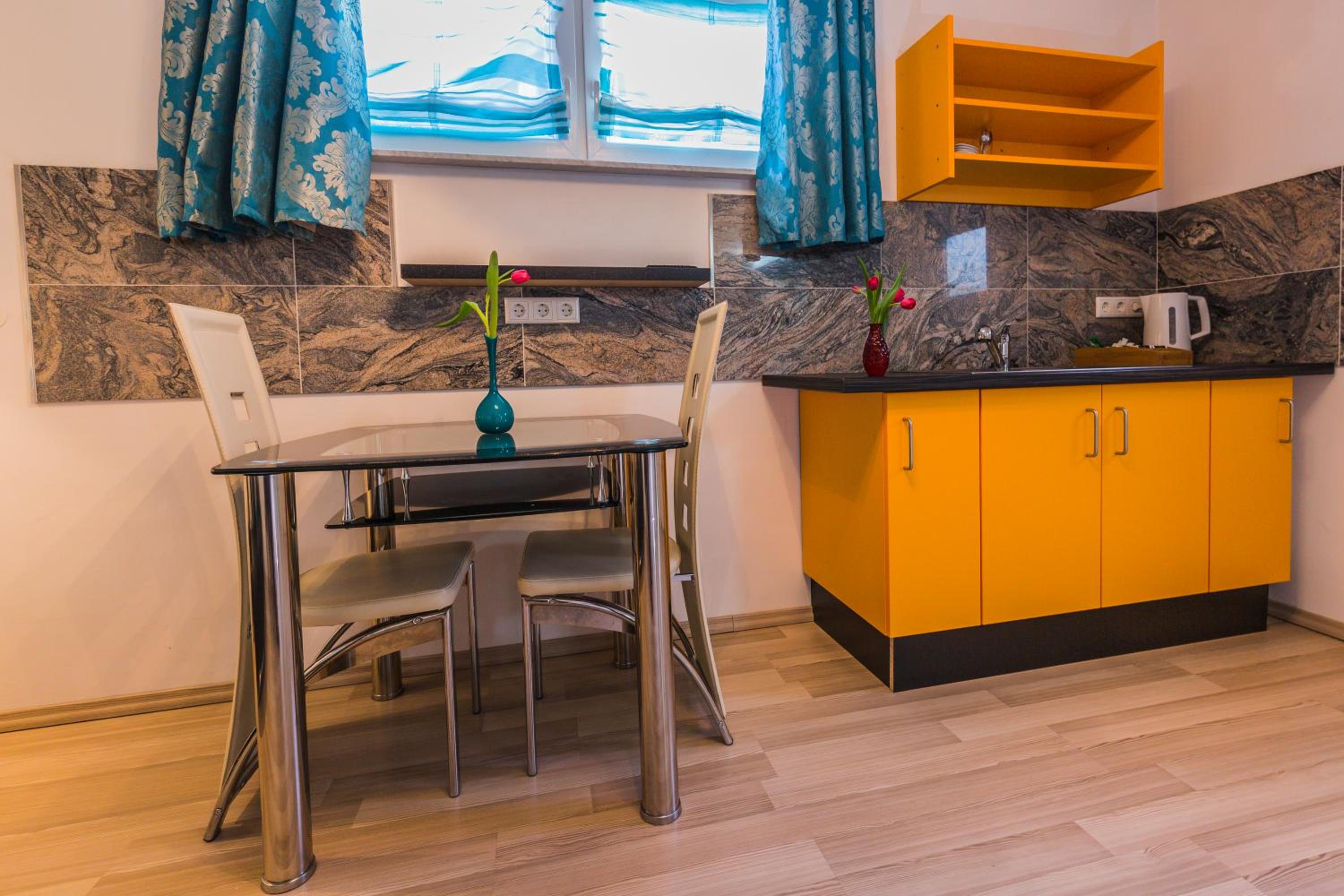 Apartment - Photo 21
