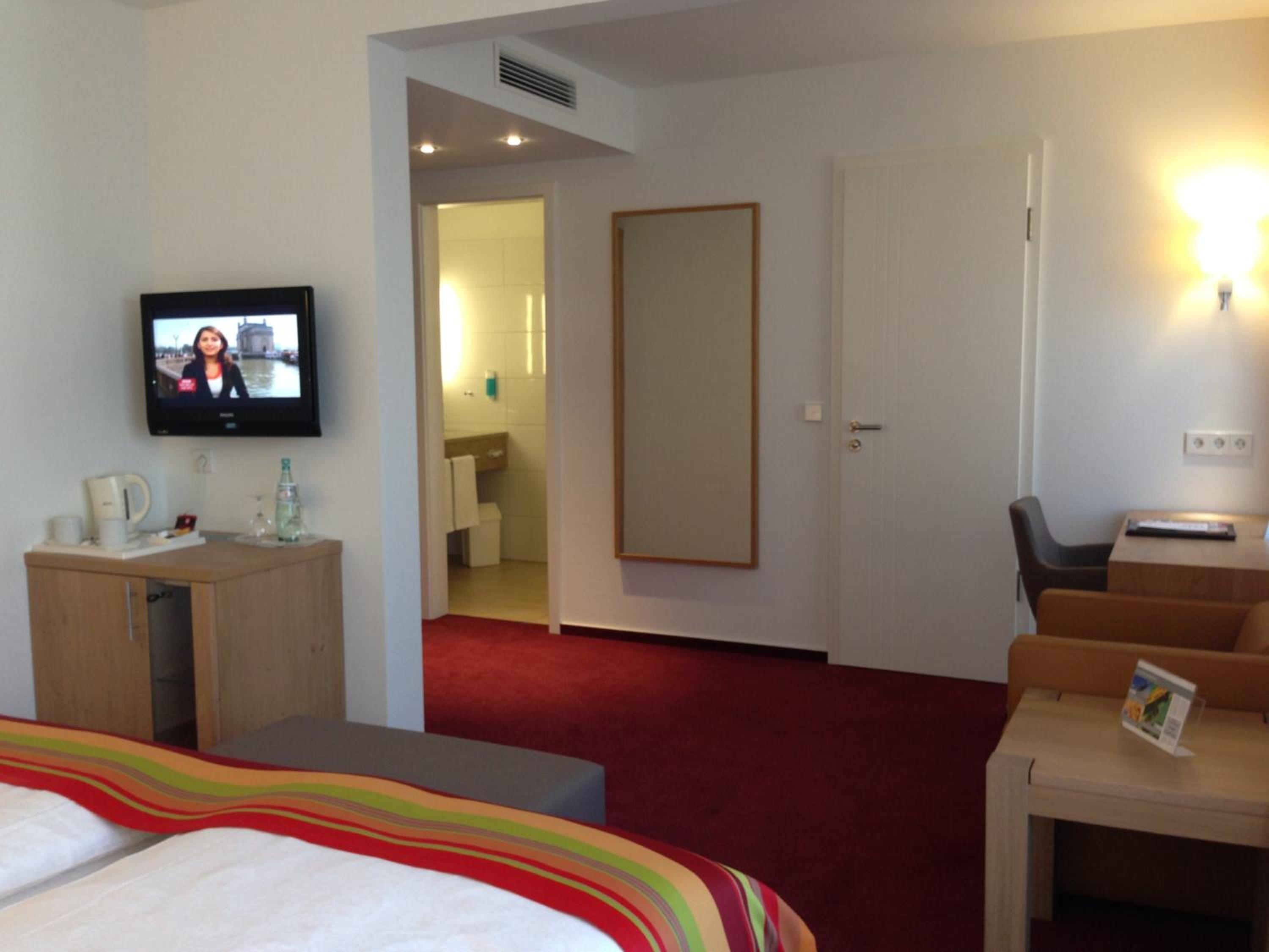 Business Double Room - Photo 3