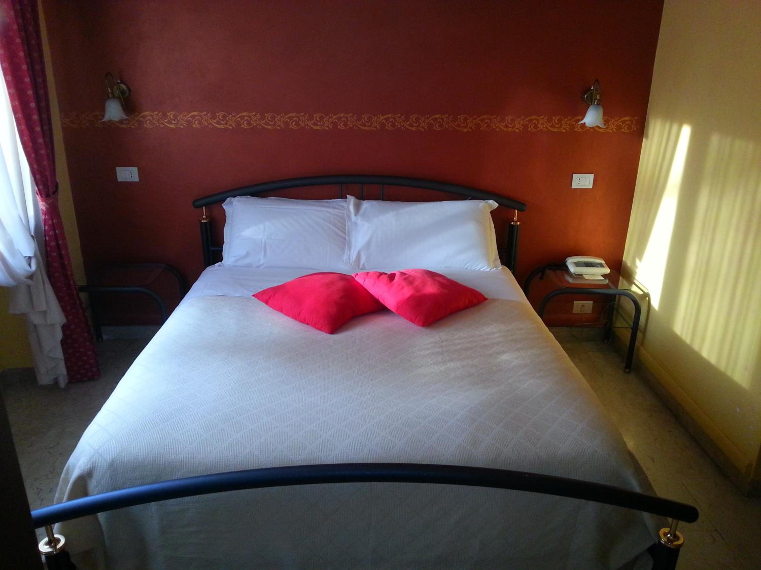 Double Room (1 Adult) photo 1