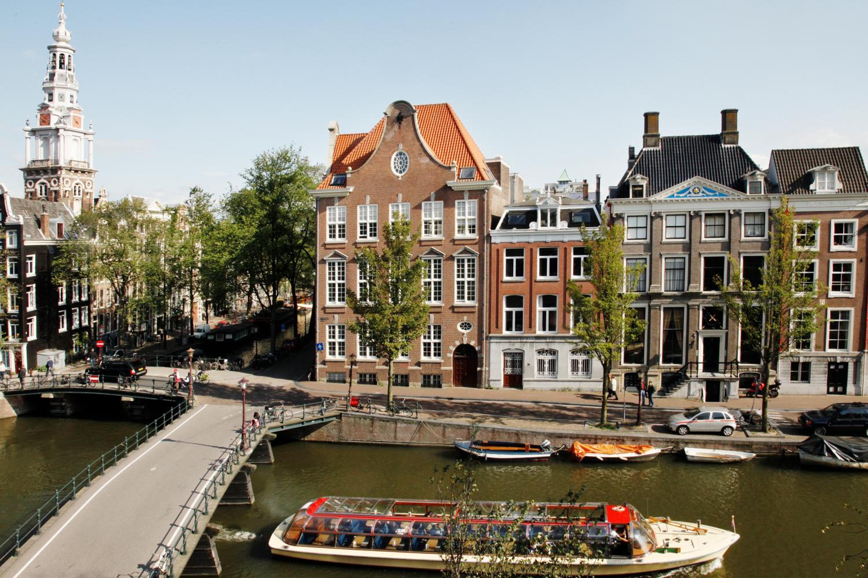 Premium Double or Twin Room with Canal View - Photo 10