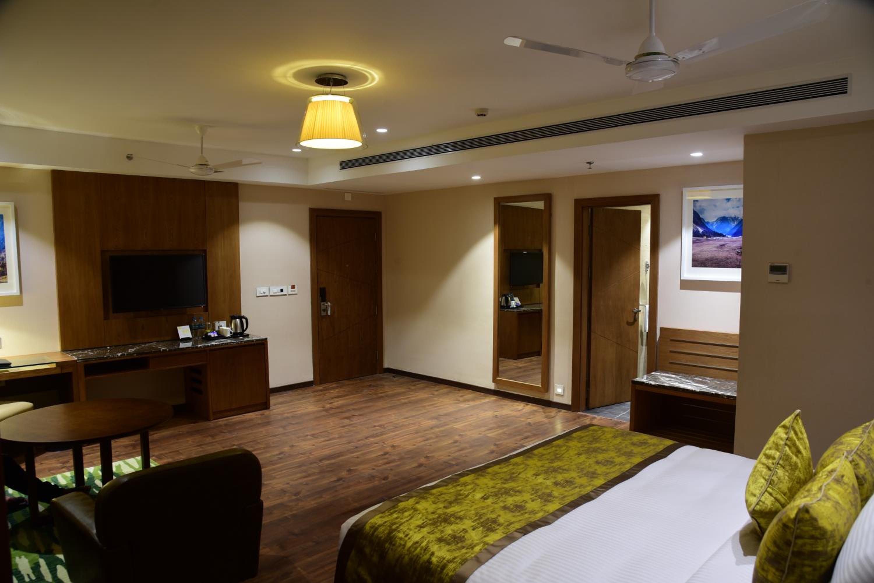 Business Room City View  photo 2