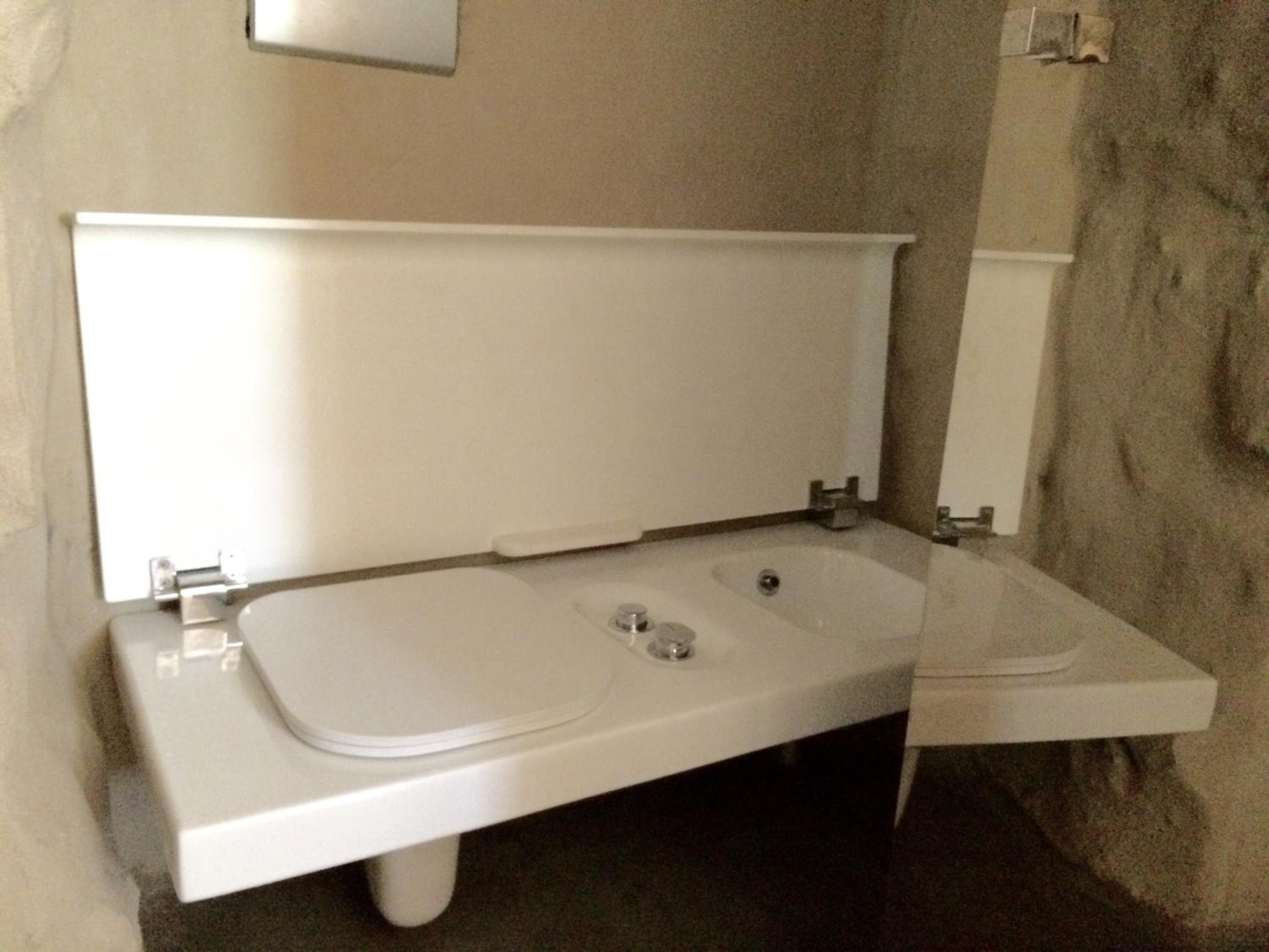 Standard Room photo 3