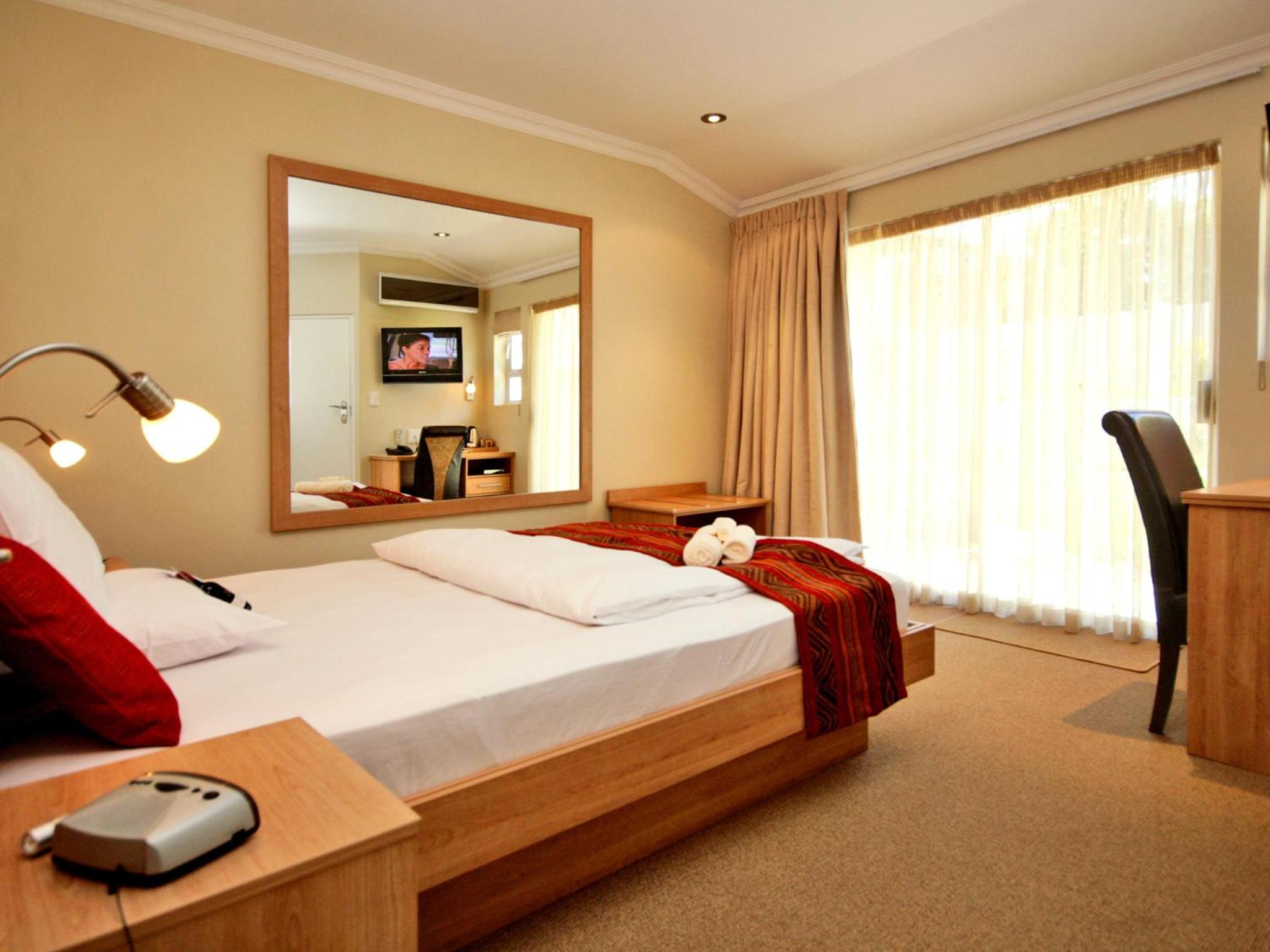 Deluxe Room - Photo 1