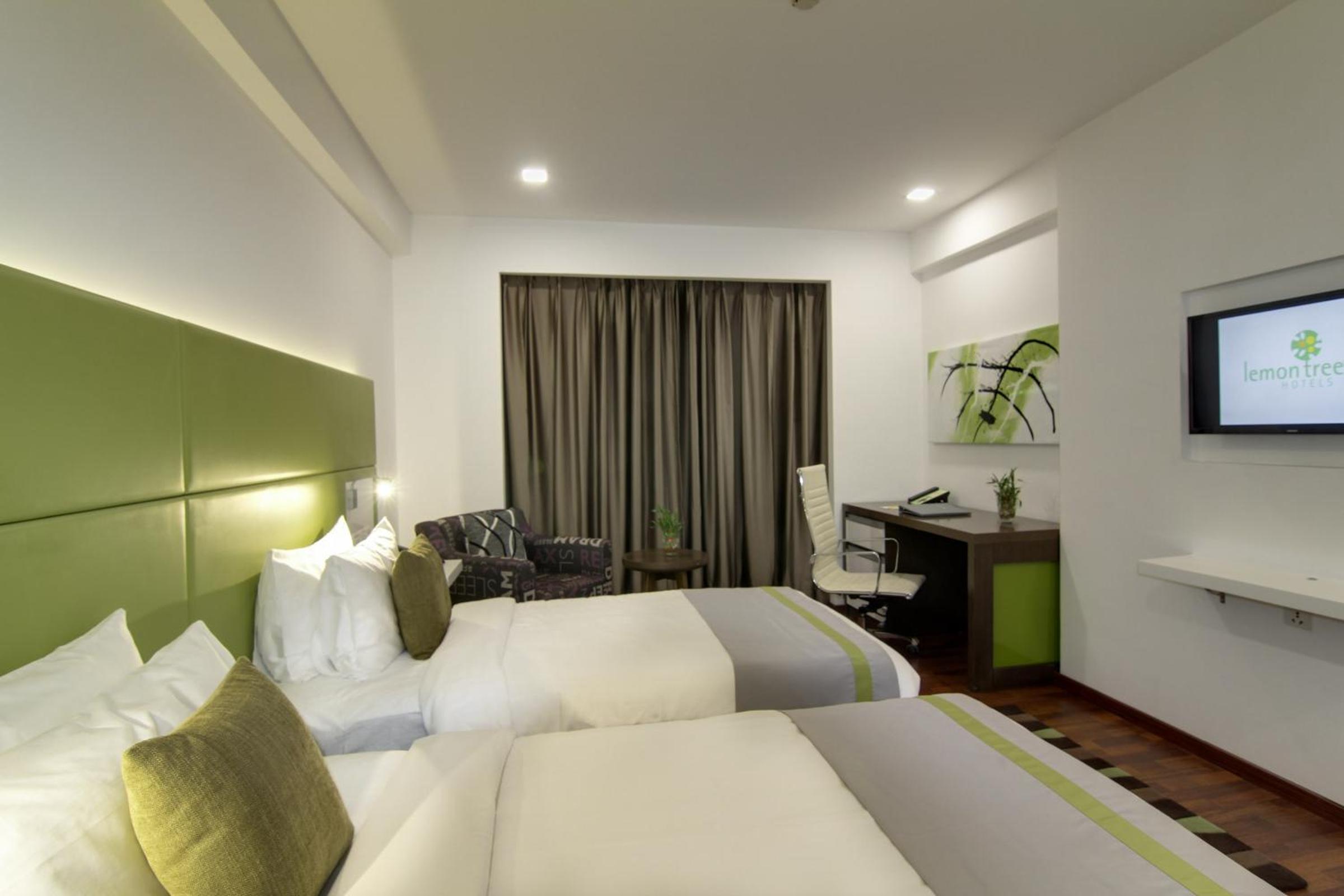 Superior Twin Room photo 2