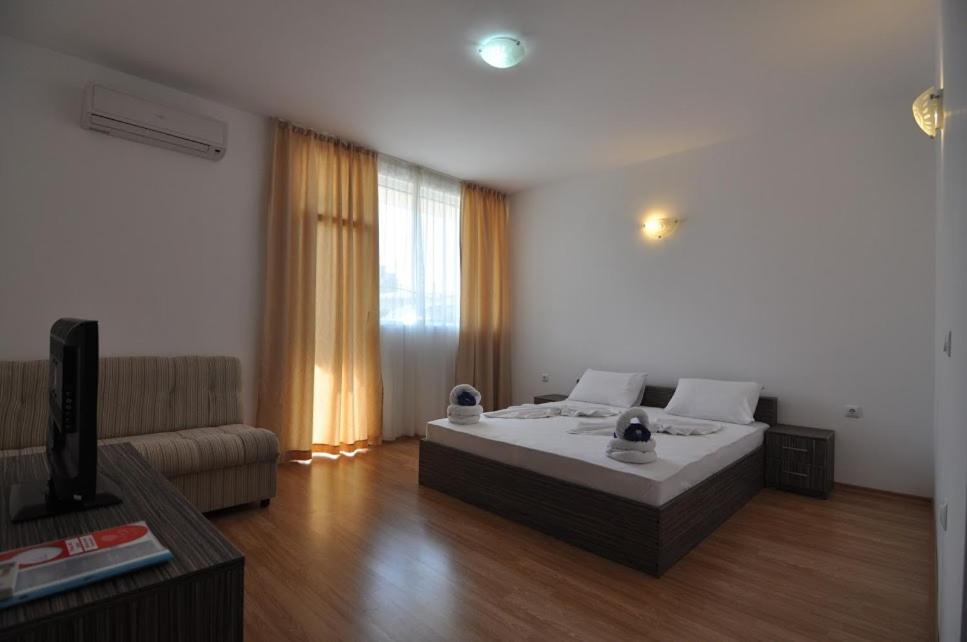 Studio - Ground Floor without Balcony (3 Adults) photo 2