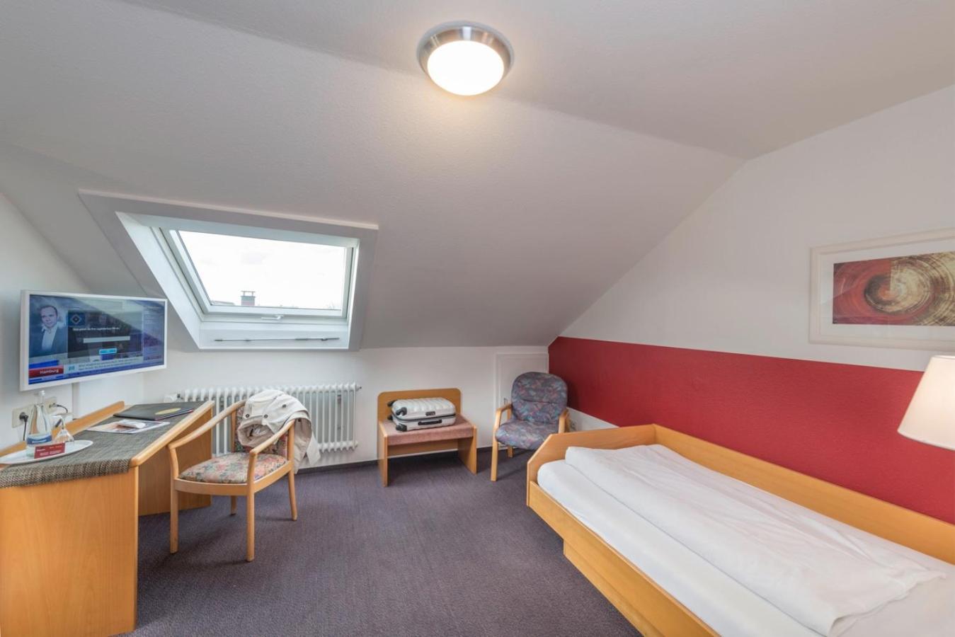 Single Room photo 1