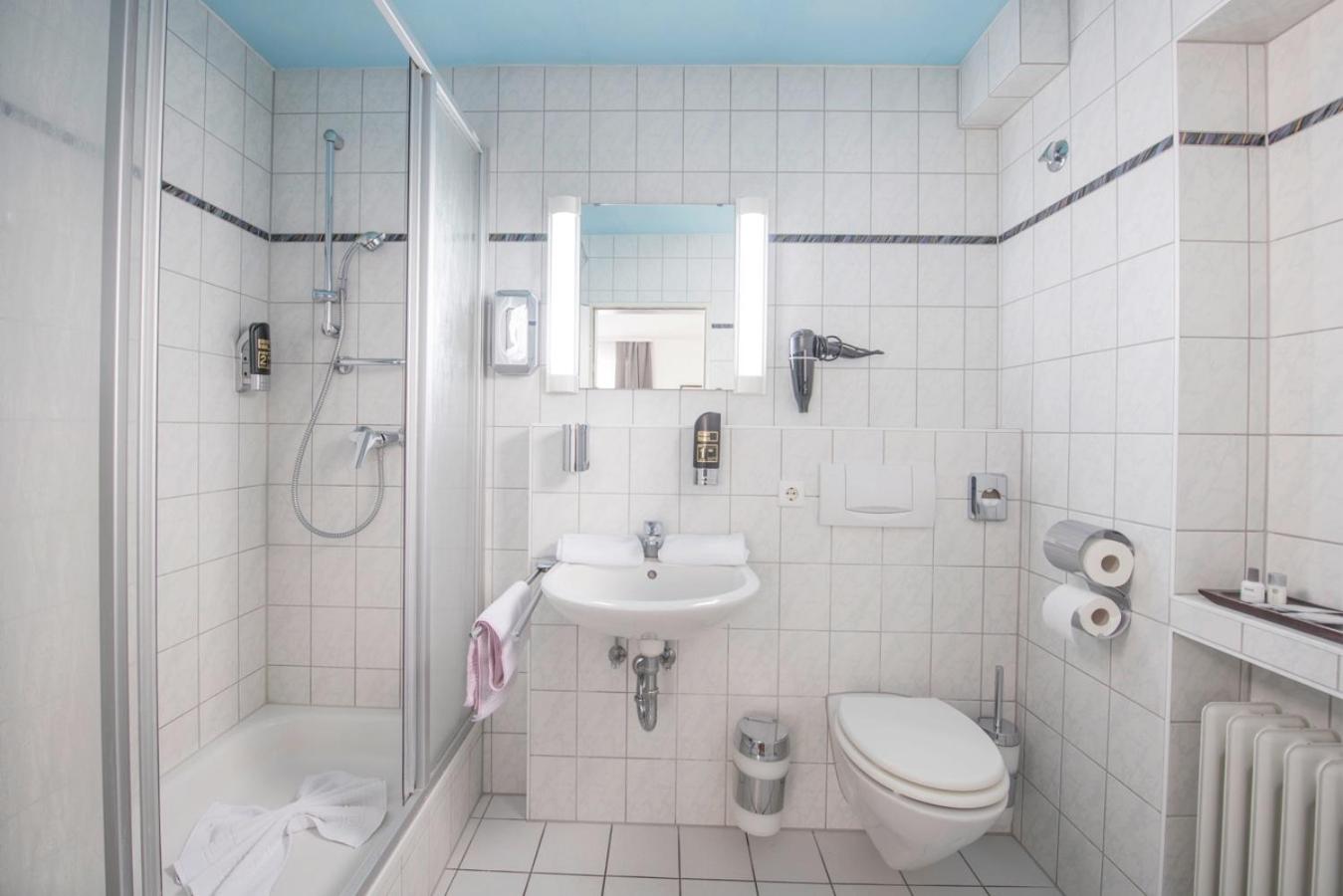 Double or Twin Room photo 2