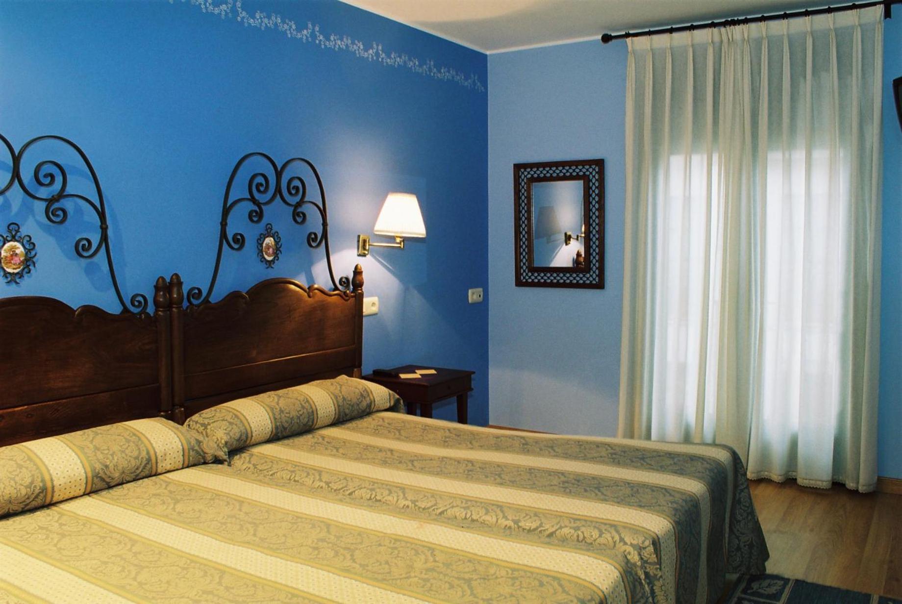 Habitación Estándar con Dos Camas Individuales