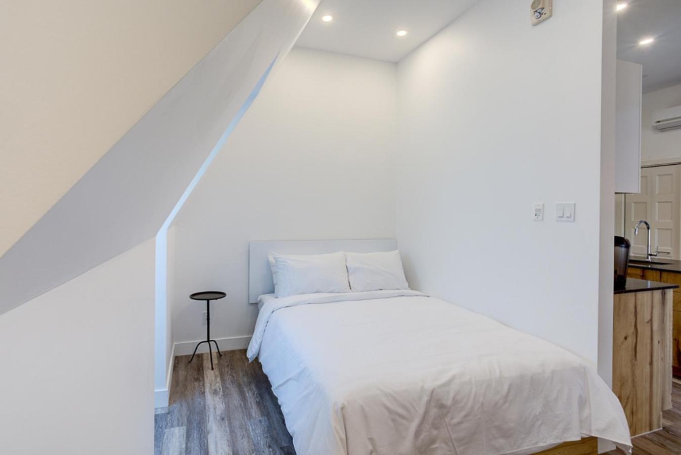 Open Space Loft with View to Grand-Allée (4 People) - 310 photo 1