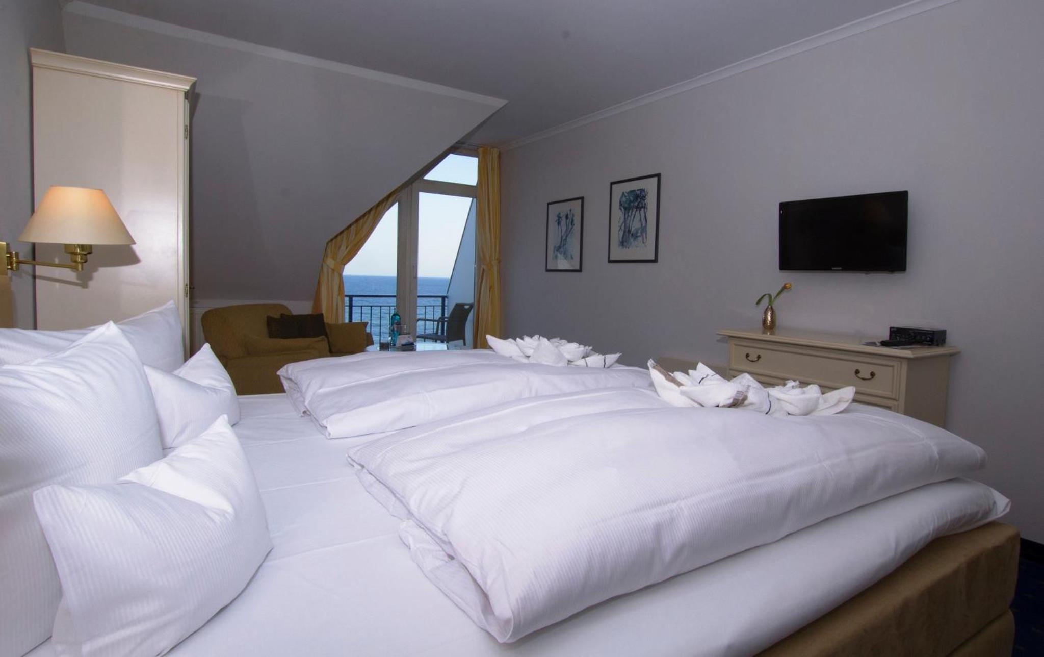  Comfort Double Room with Balcony and Sea View photo 3