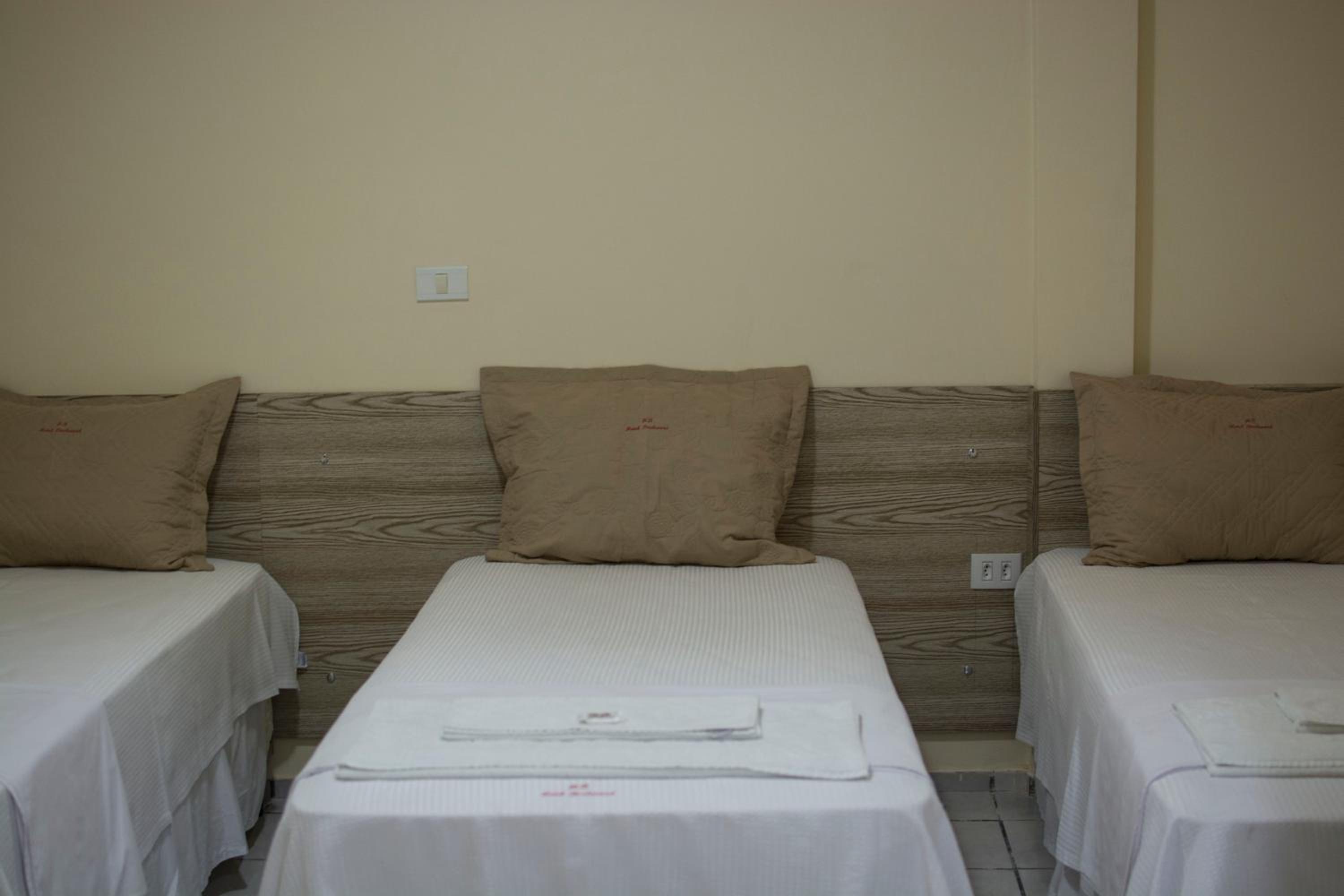 Superior Triple Room photo 2