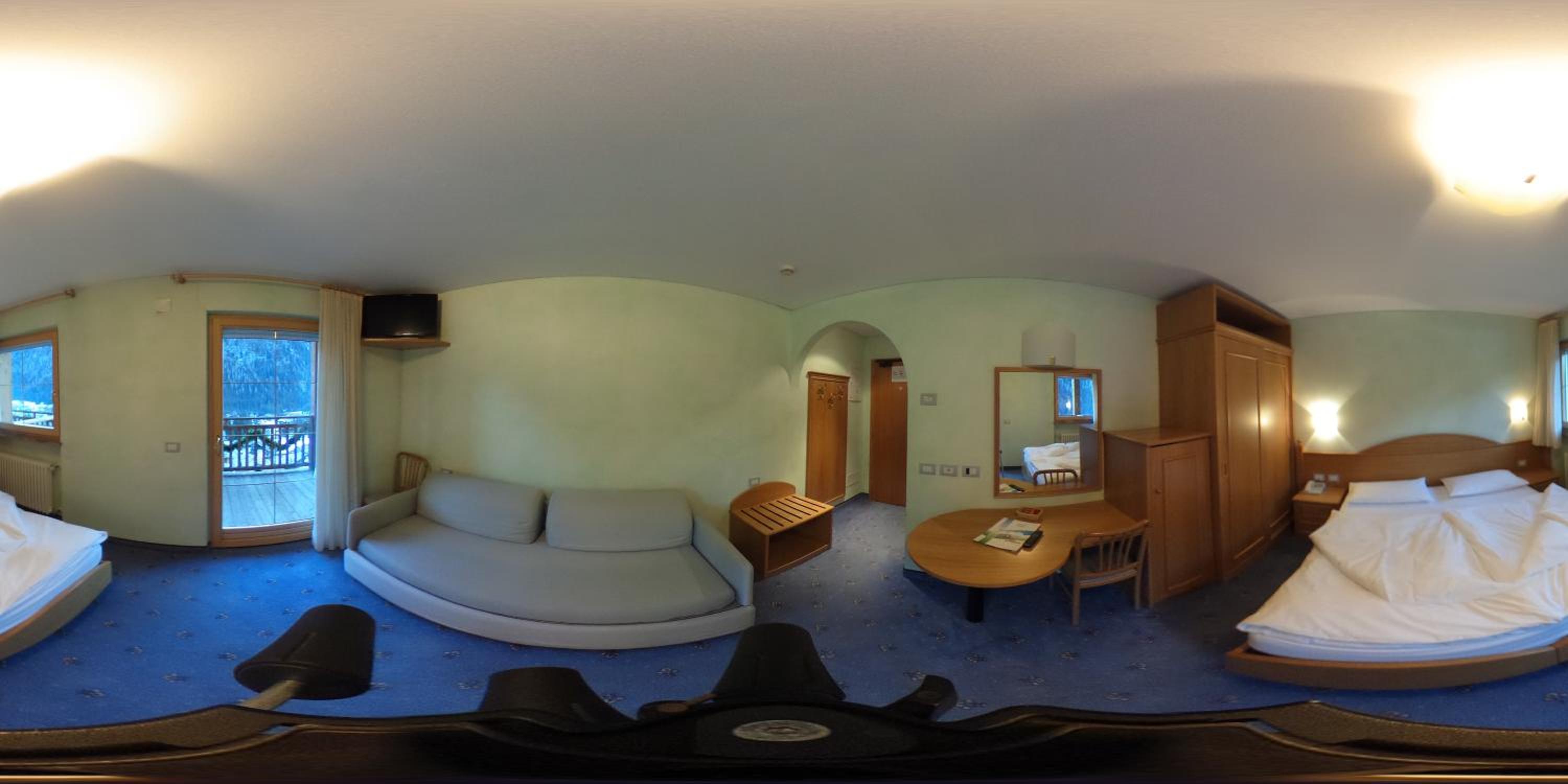 Double Room - Photo 9