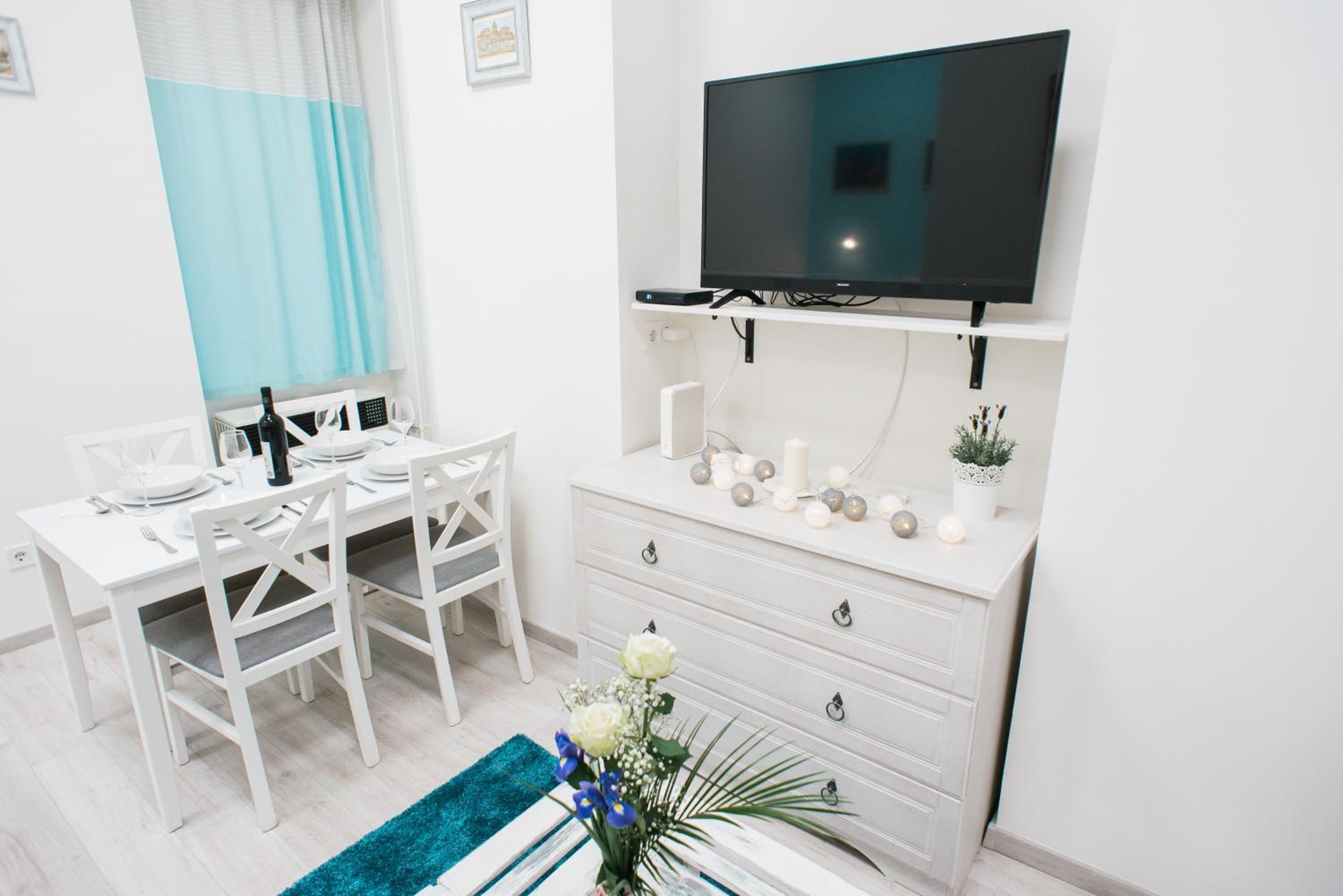 Apartment - Photo 16