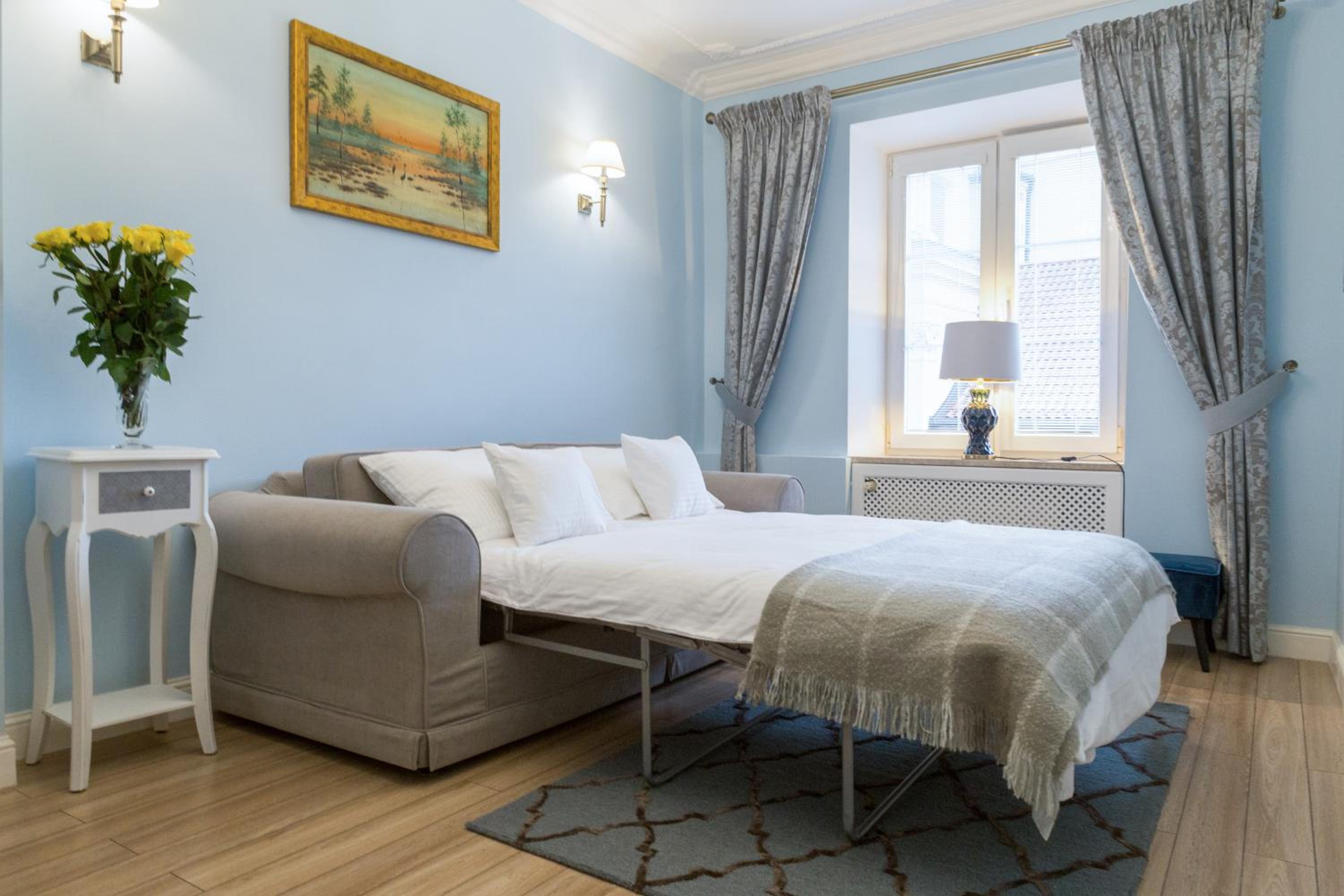 Deluxe Apartment