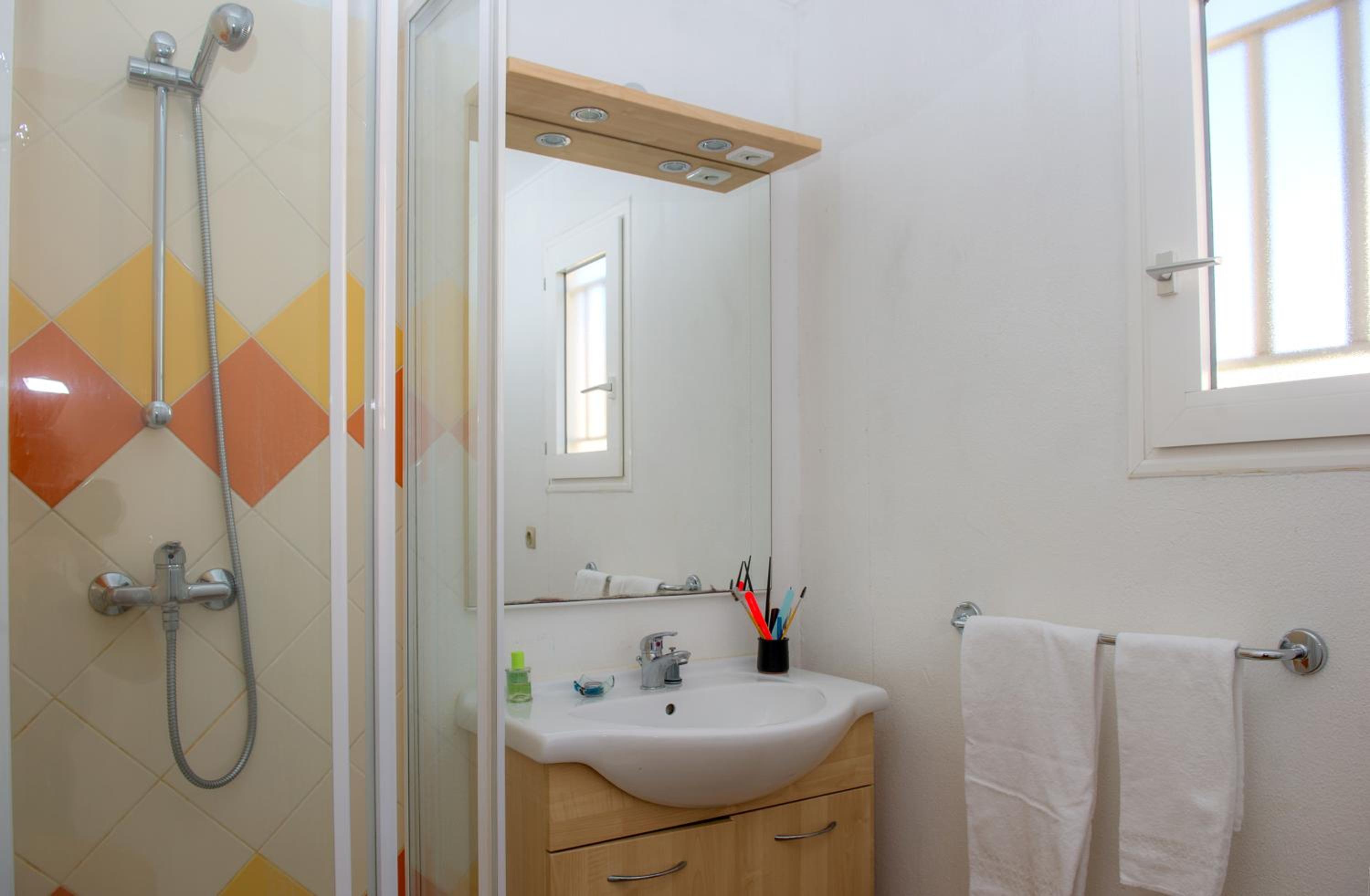 Three Room Apartment (6 Adults) photo 3
