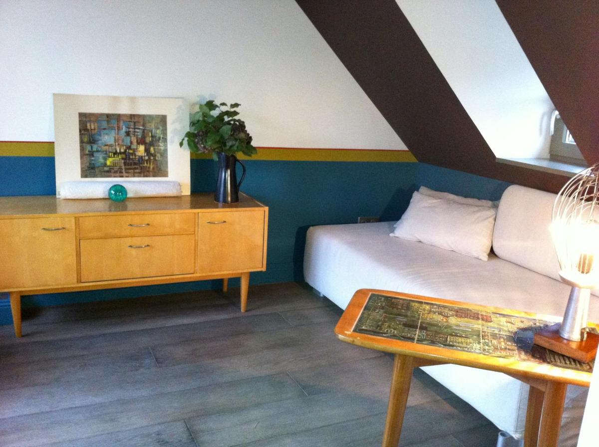 Attic Duplex Apartment - 15 photo 1