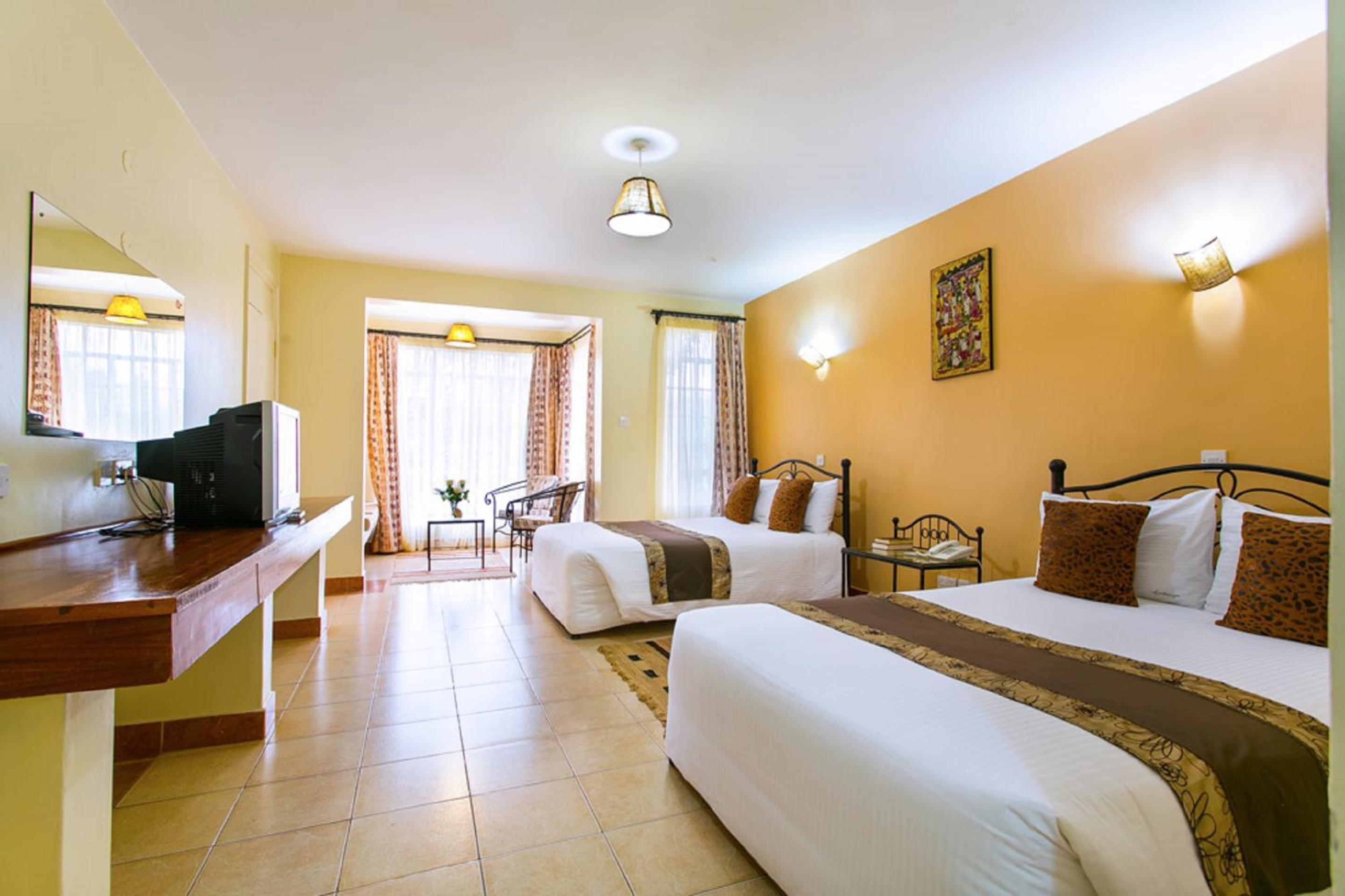 Deluxe Twin Room - Photo 15