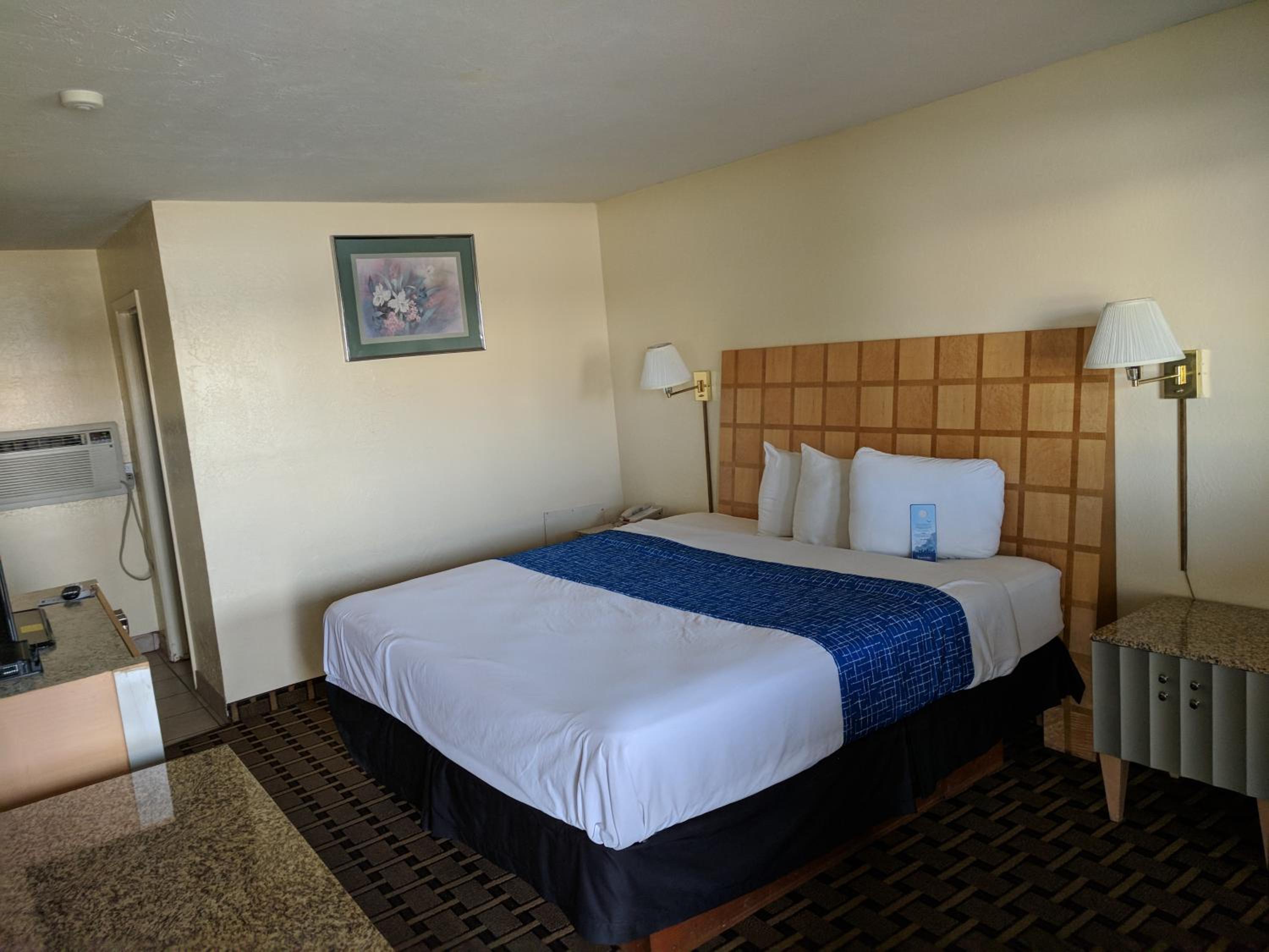 King Room - Non-Smoking