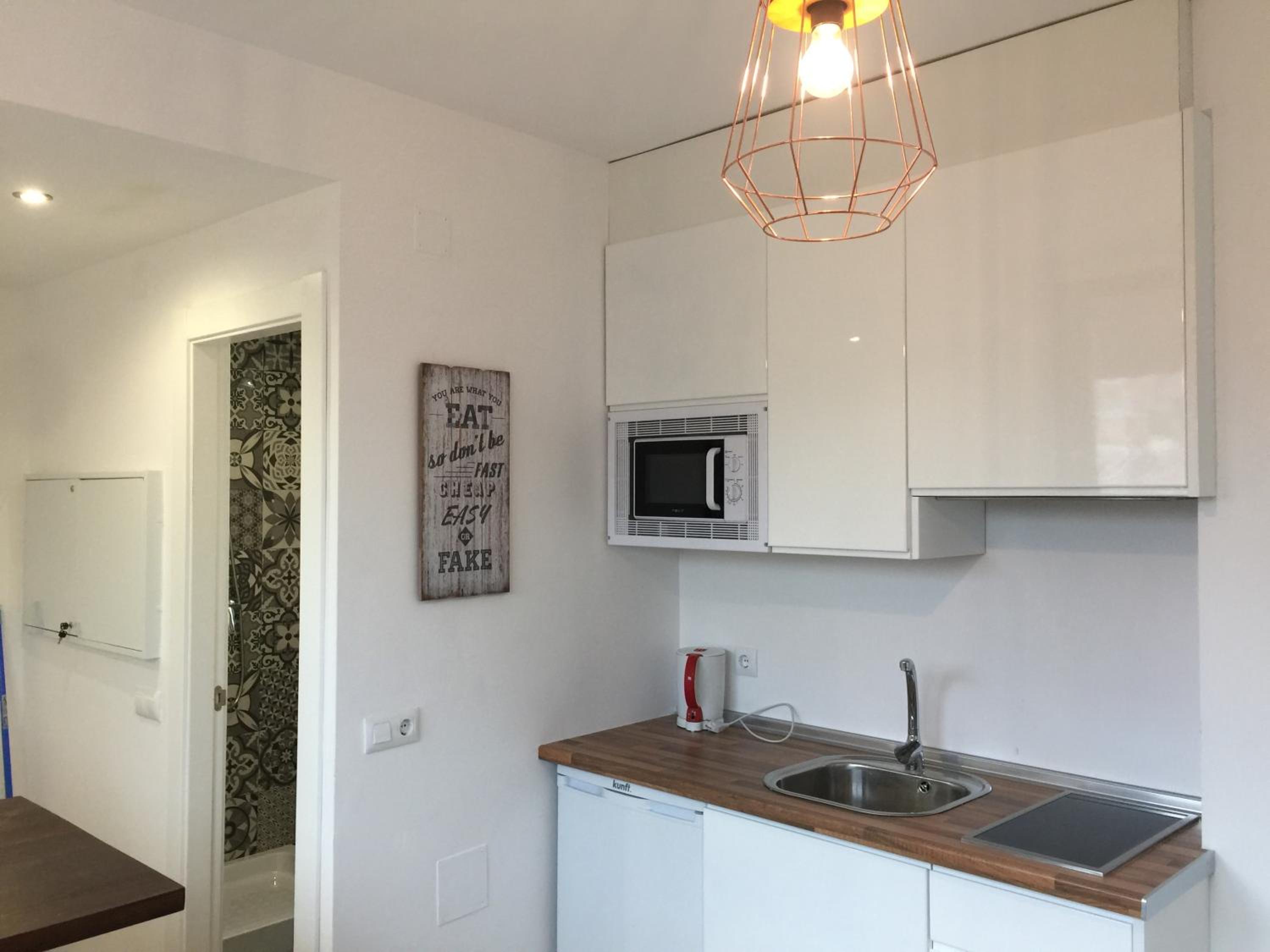 Penthouse Apartment - Photo 11
