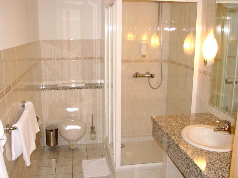 Double Room - Photo 3