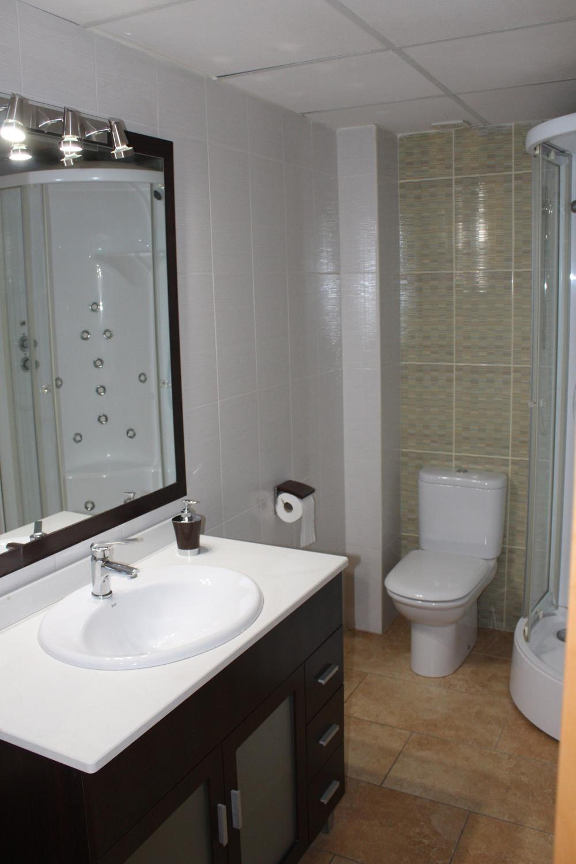Apartment - Photo 4
