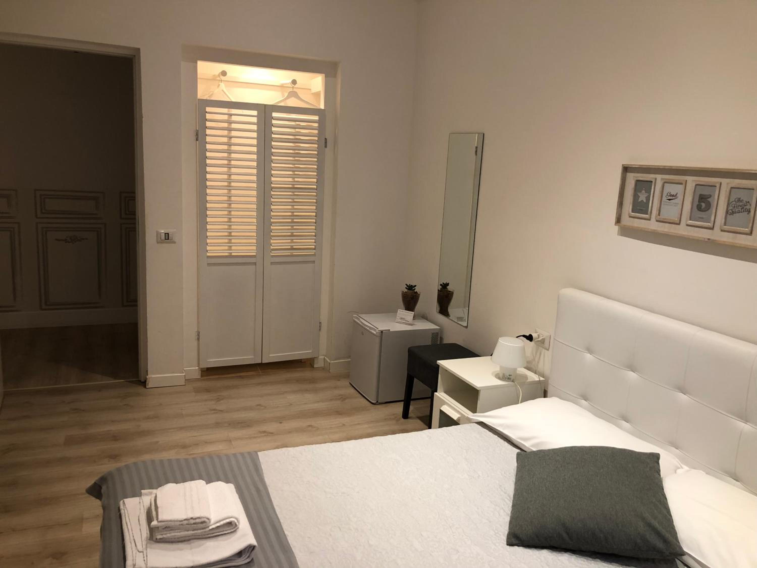 Deluxe Room (2 Adults + 1 Child) photo 2