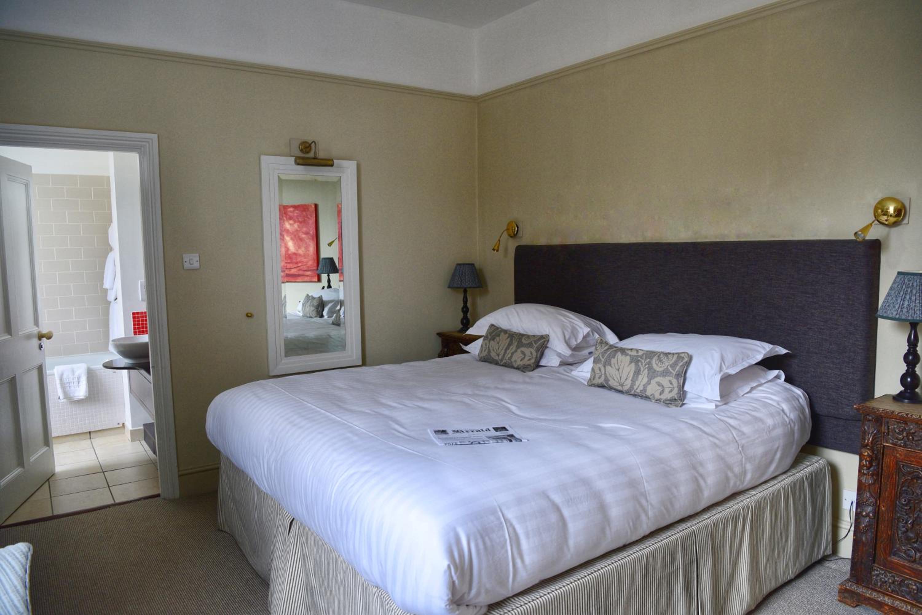 Classic Double Room