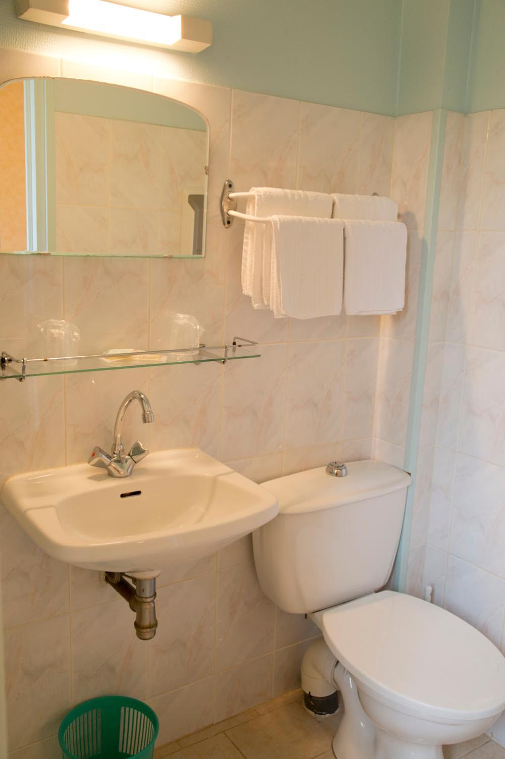 Premium Quadruple Room - Photo 2