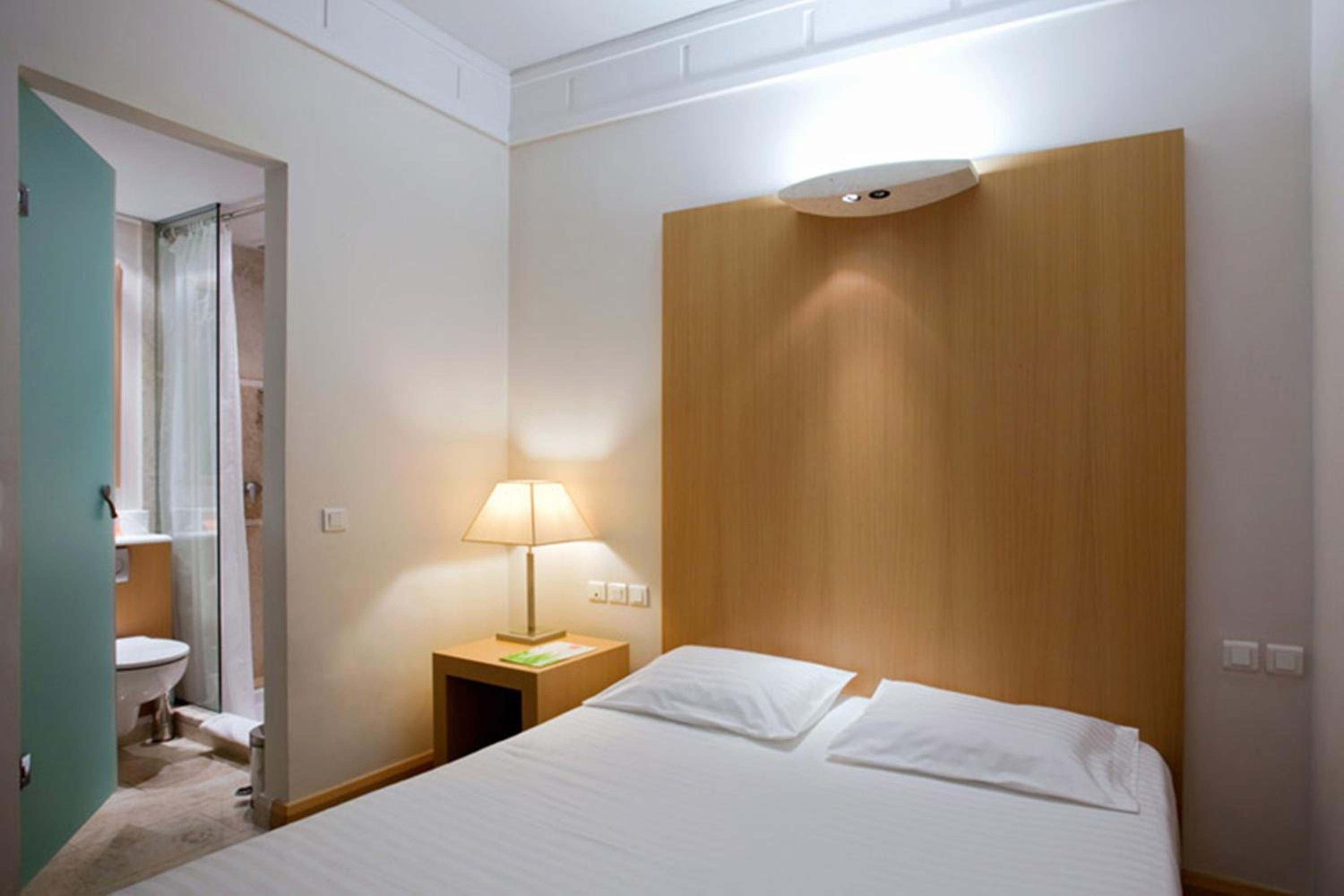 Economy Double or Twin Room photo 2