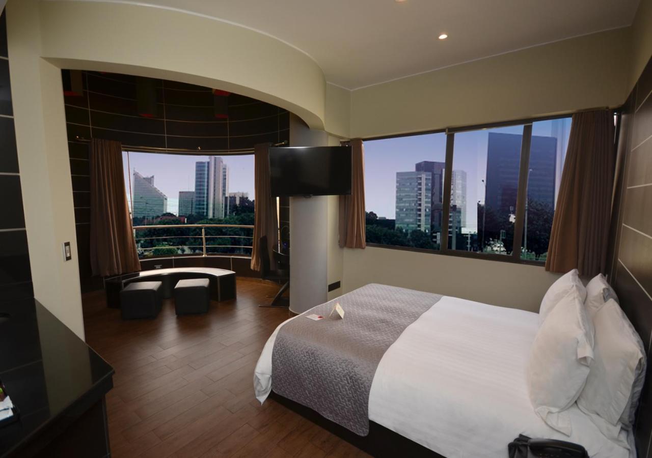 Superior Suite - Photo 4