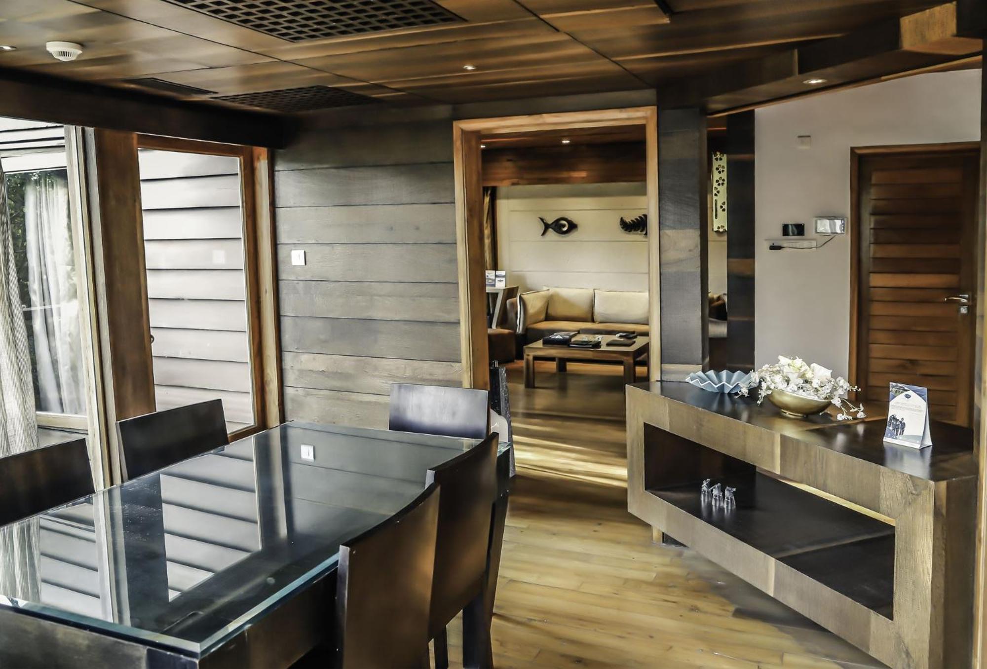 Deluxe suite to be named as Hermitage B