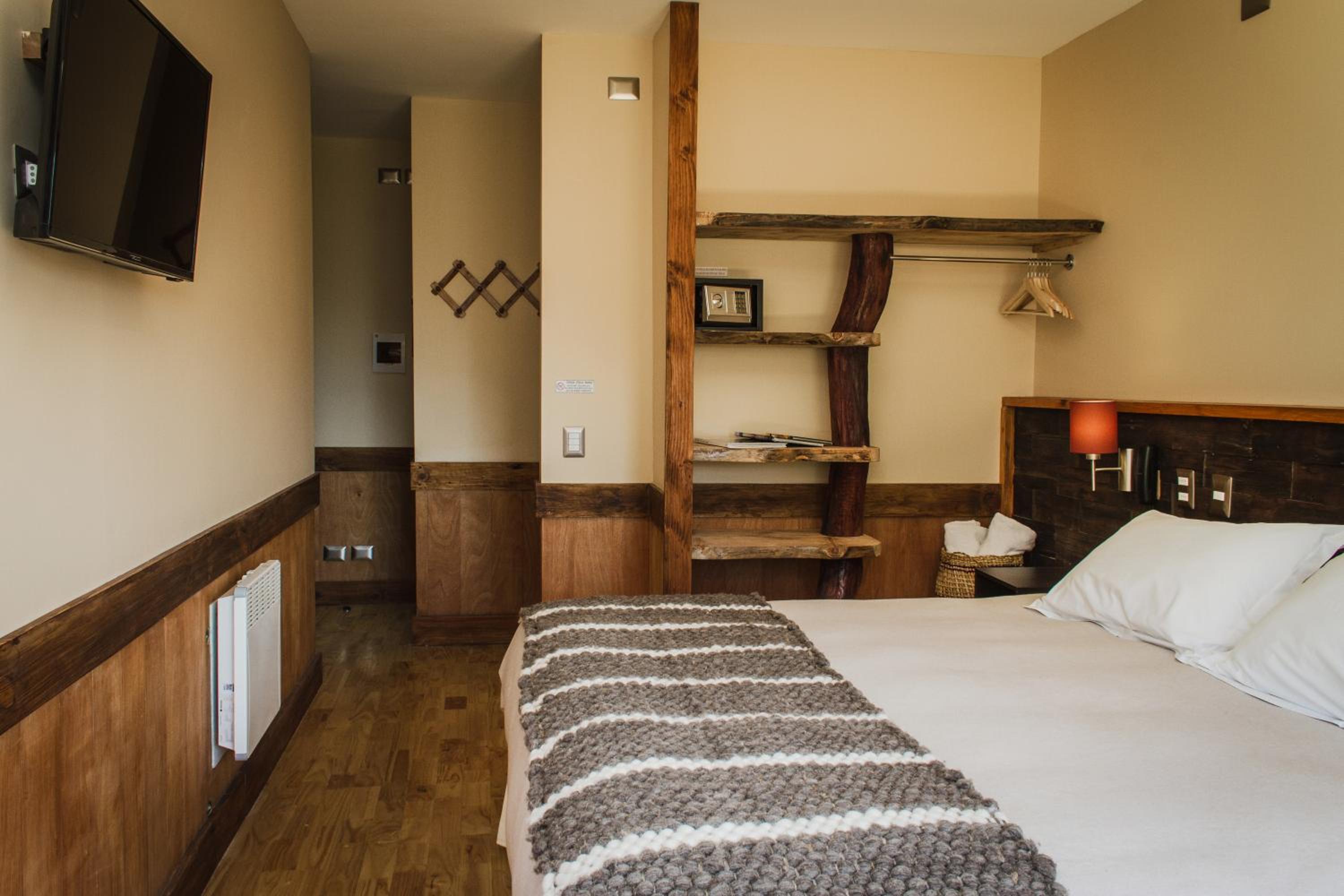 Double or Twin Room photo 1