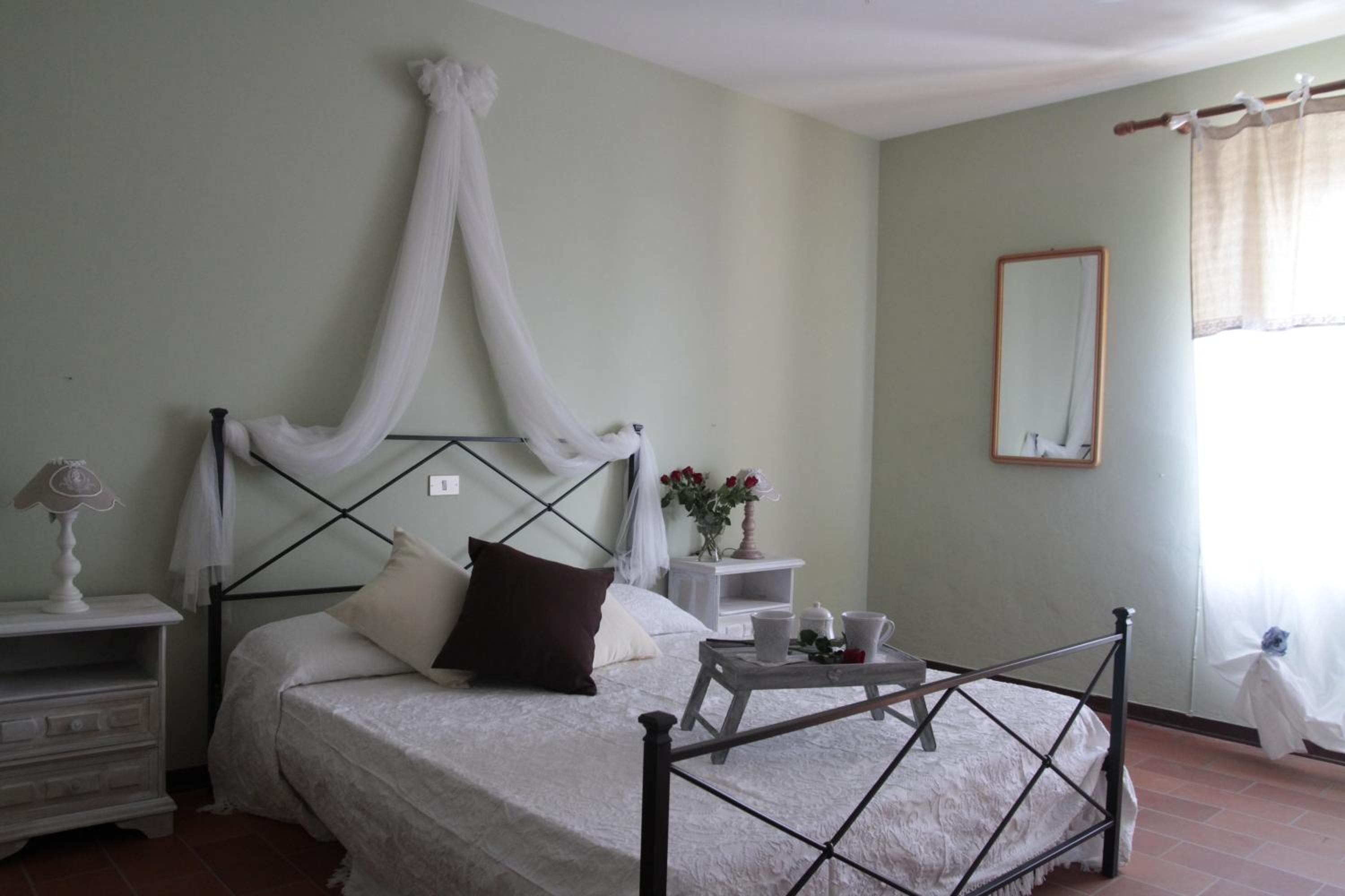 Superior Two-Bedroom Apartment - Photo 3
