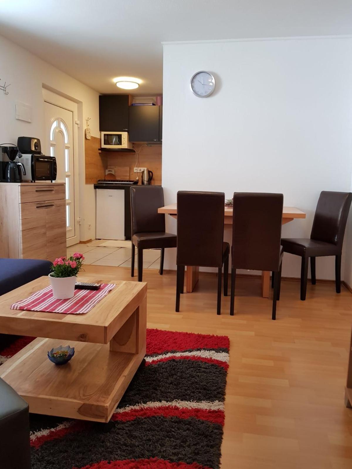 One-Bedroom Apartment - Photo 13