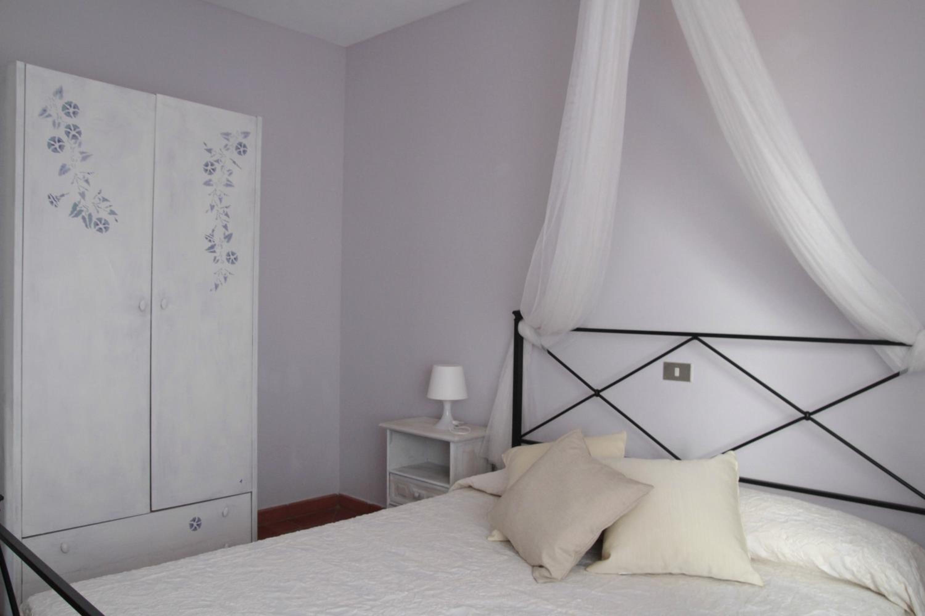 Two-Bedroom Apartment - Photo 1