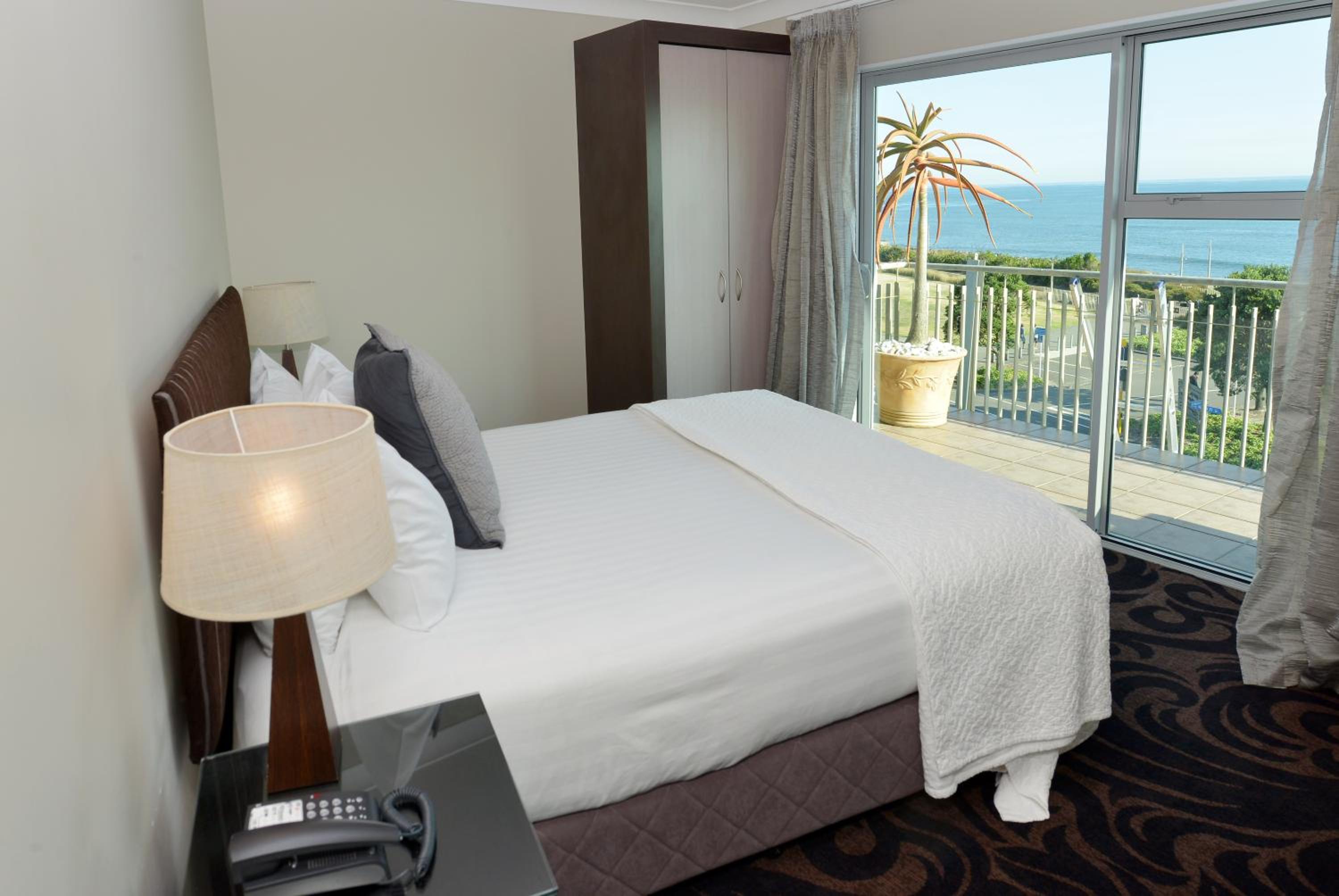 Penthouse Suite thumbnail 5