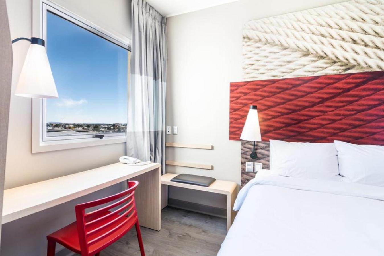 Standard Twin Room photo 1