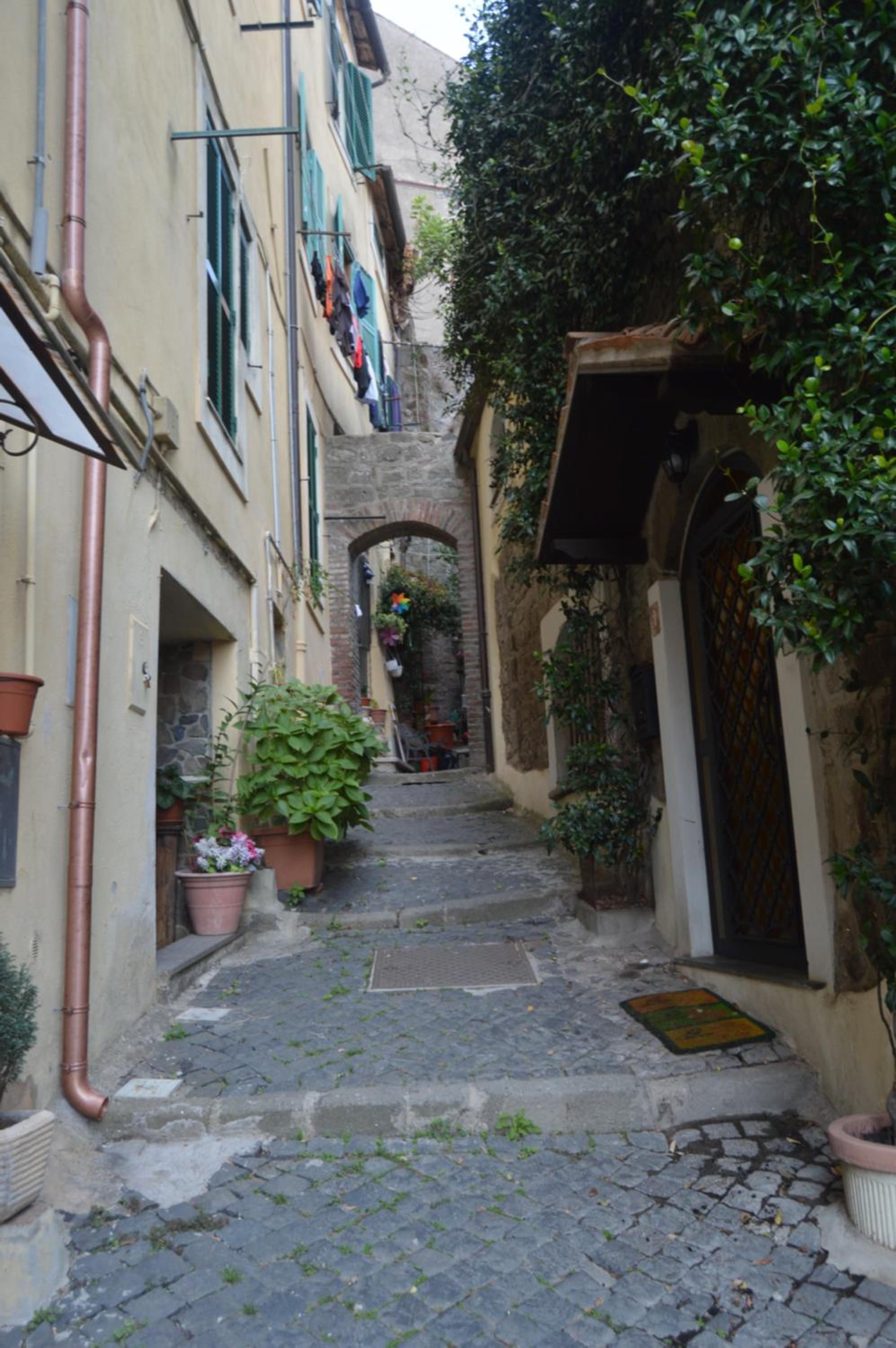 Apartment - Photo 27