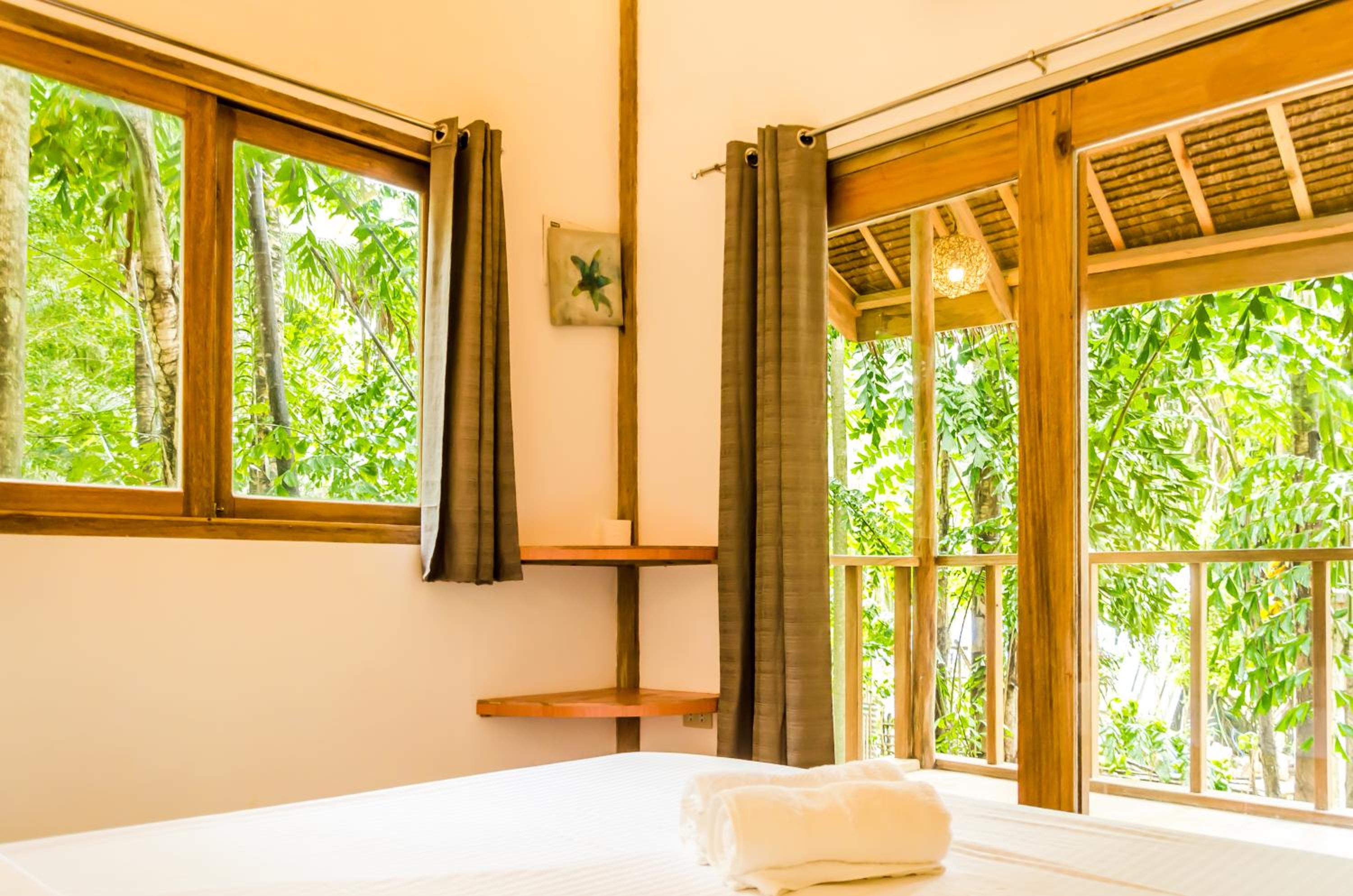 Bungalow - Photo 1