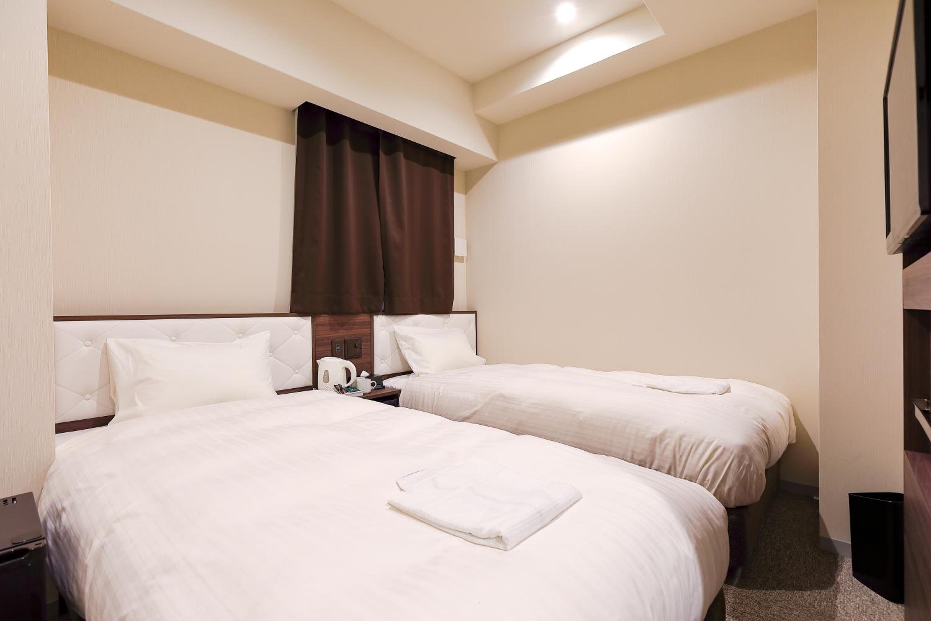 Economy Twin Room