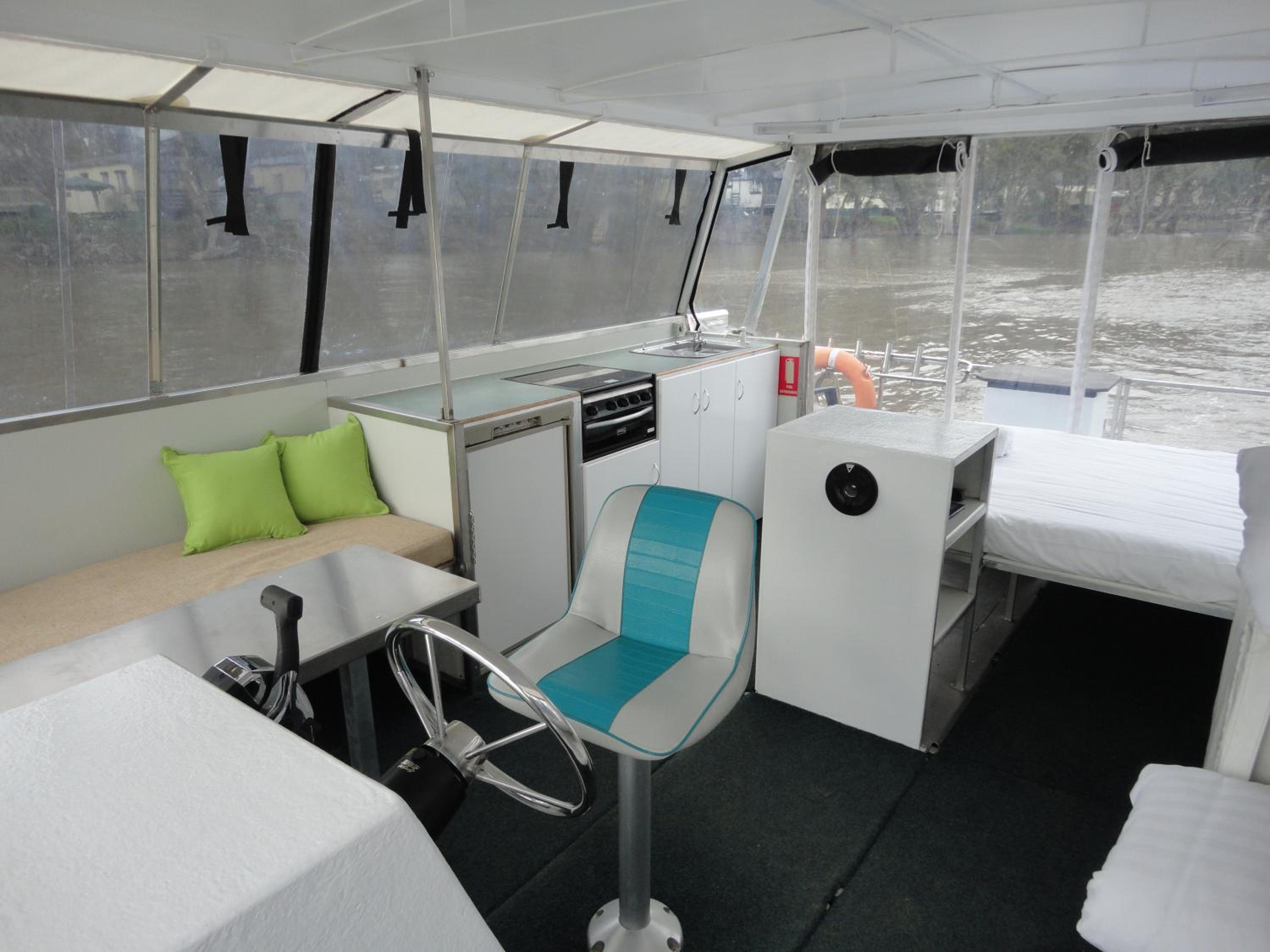 Camping Boat photo 2