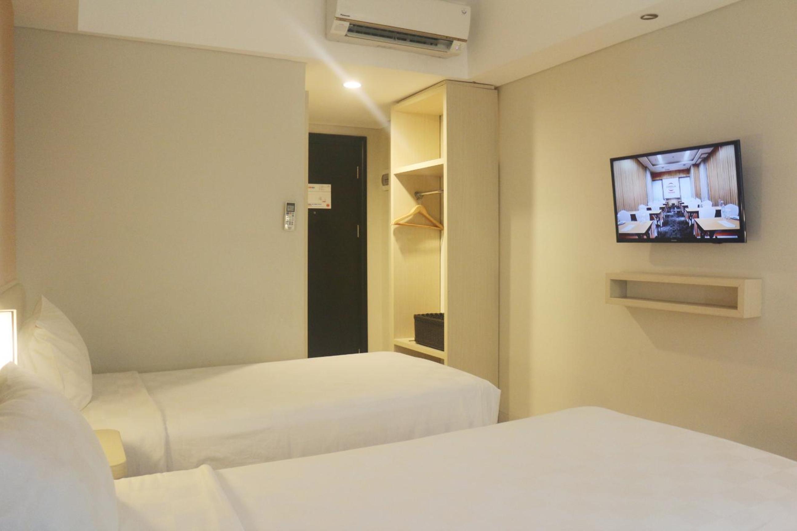 Deluxe Smart Twin Room photo 2