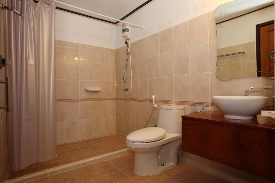 Two-Bedroom Bungalow with Sea View photo 3