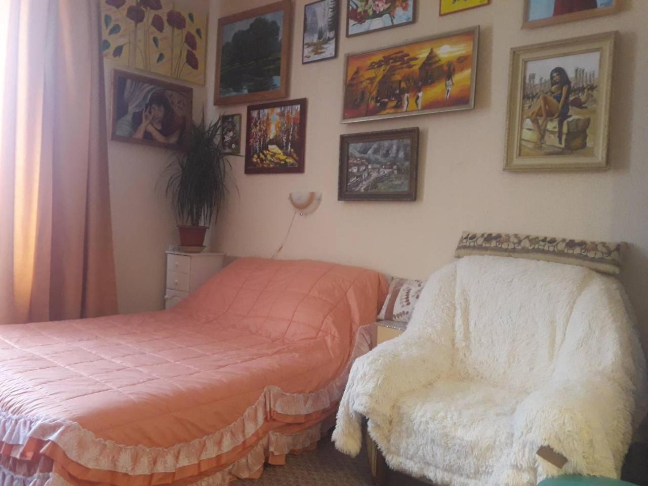 Apartment photo 2