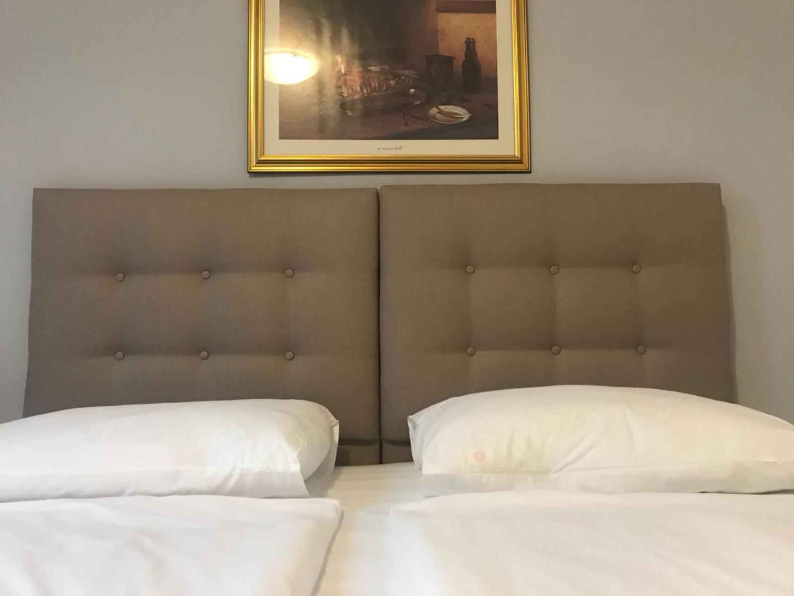 Economy Double or Twin Room - Photo 4